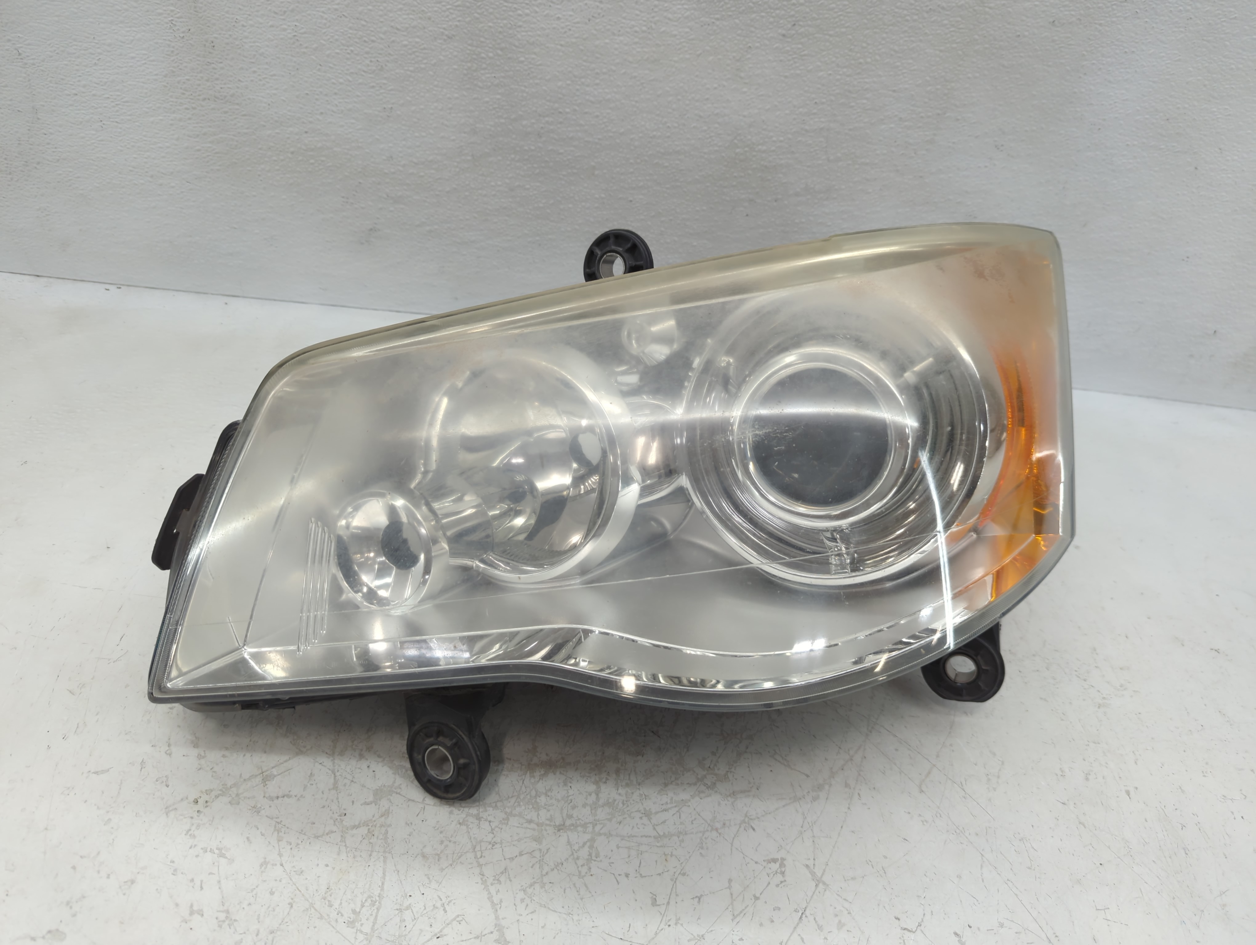 Picture of 2009 Chrysler Town & Country Driver Left Oem Head Light Headlight Lamp 1119676
