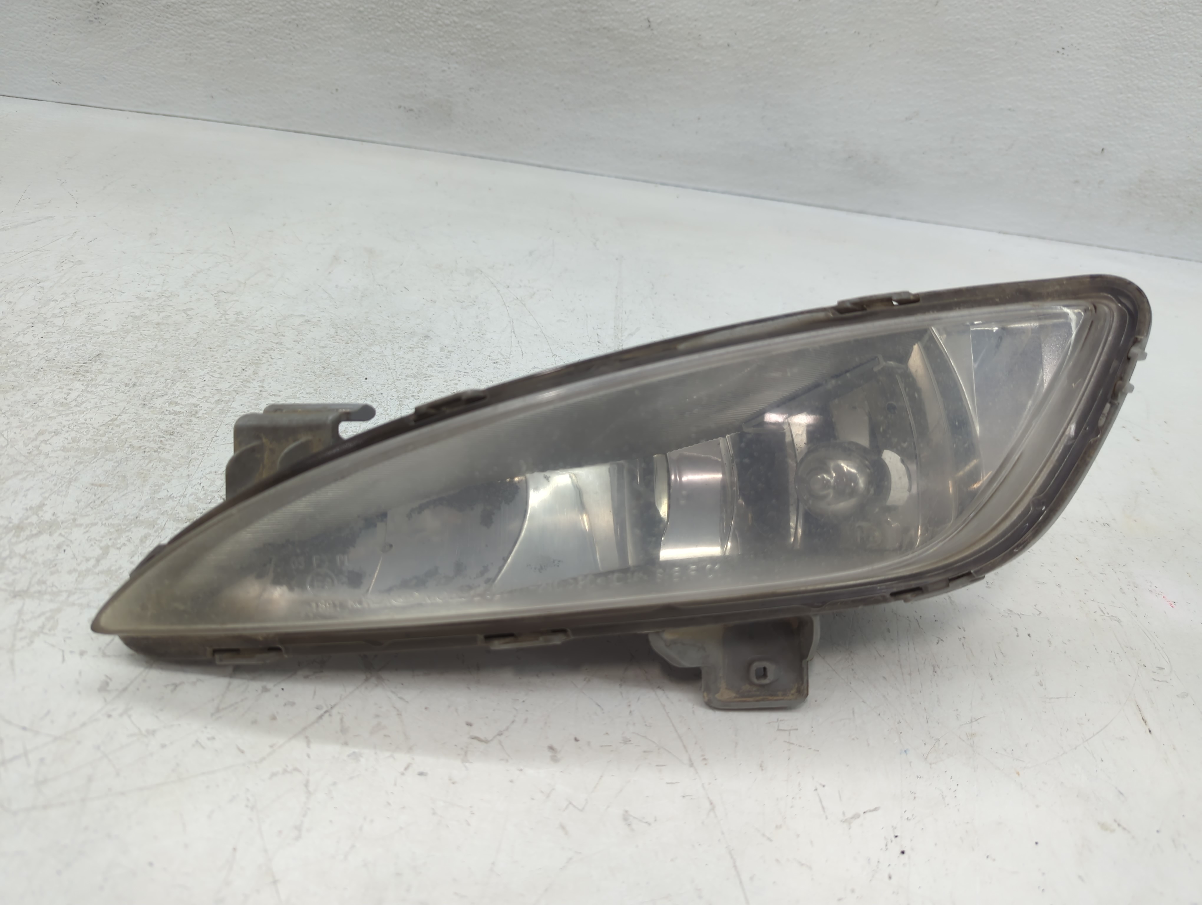2013-2013 Kia Optima Driver Left Oem Fog Light Lamp 1119699 - Oemusedautoparts1.com