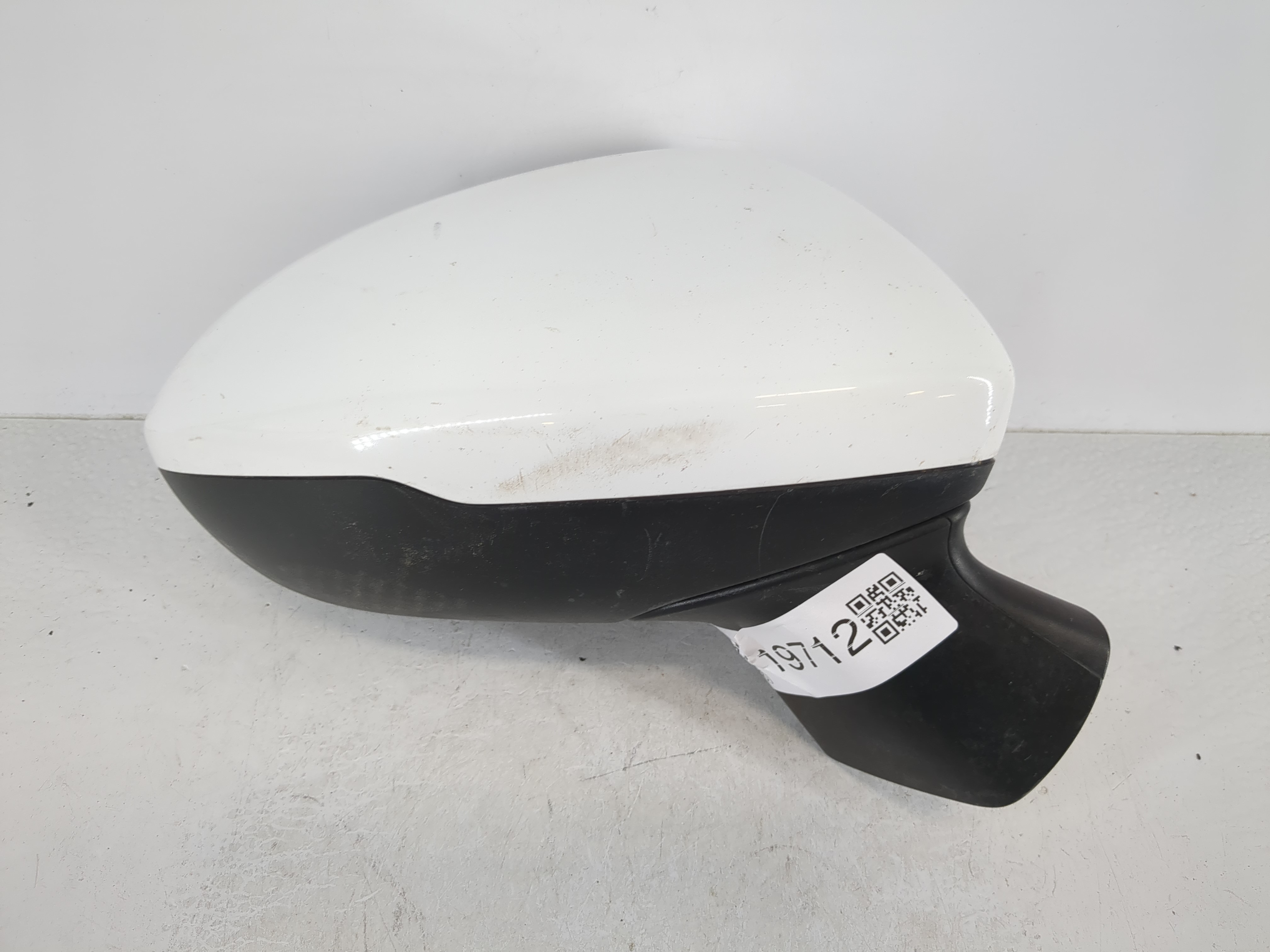 Picture of 2016-2019 Chevrolet Cruze Passenger Right Side View Power Door Mirror 1119712