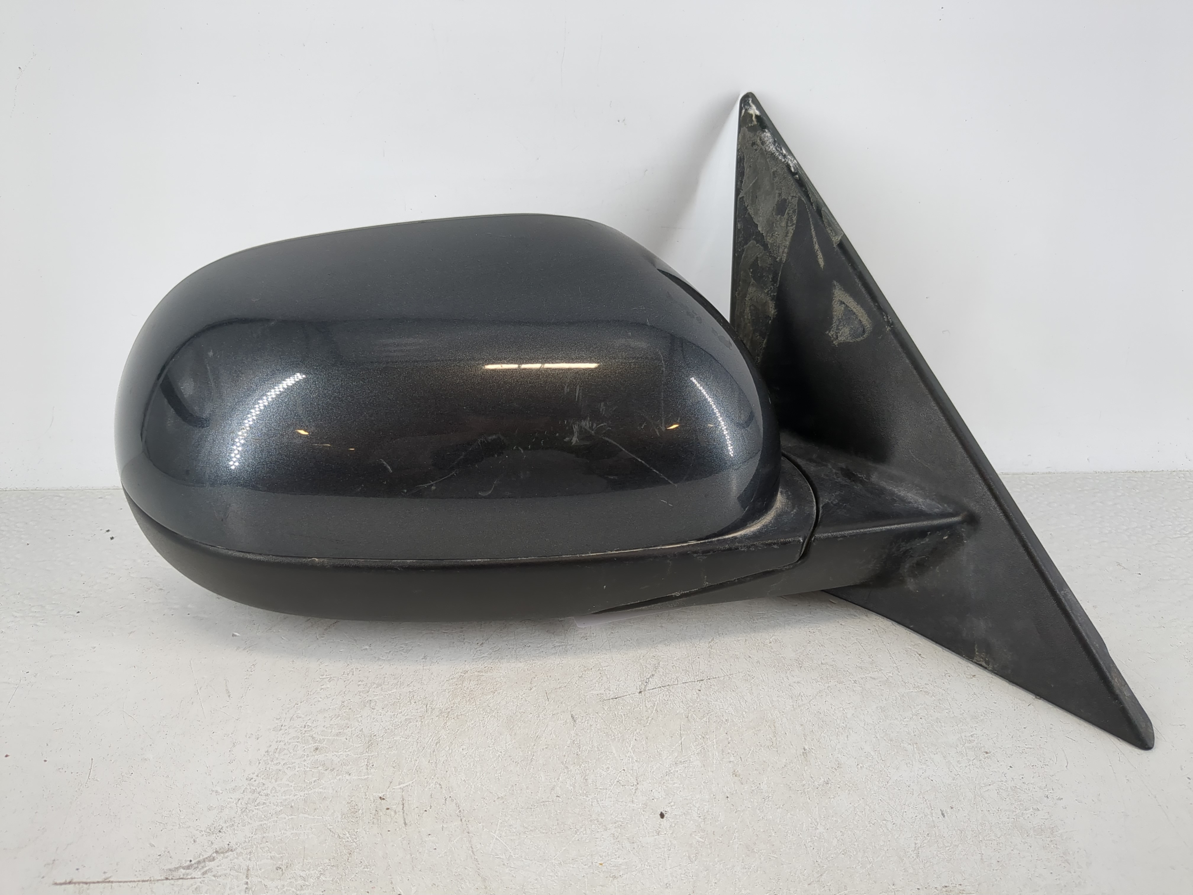 2020-2021 Kia Soul Passenger Right Side View Power Door Mirror Black 1119713 - Oemusedautoparts1.com