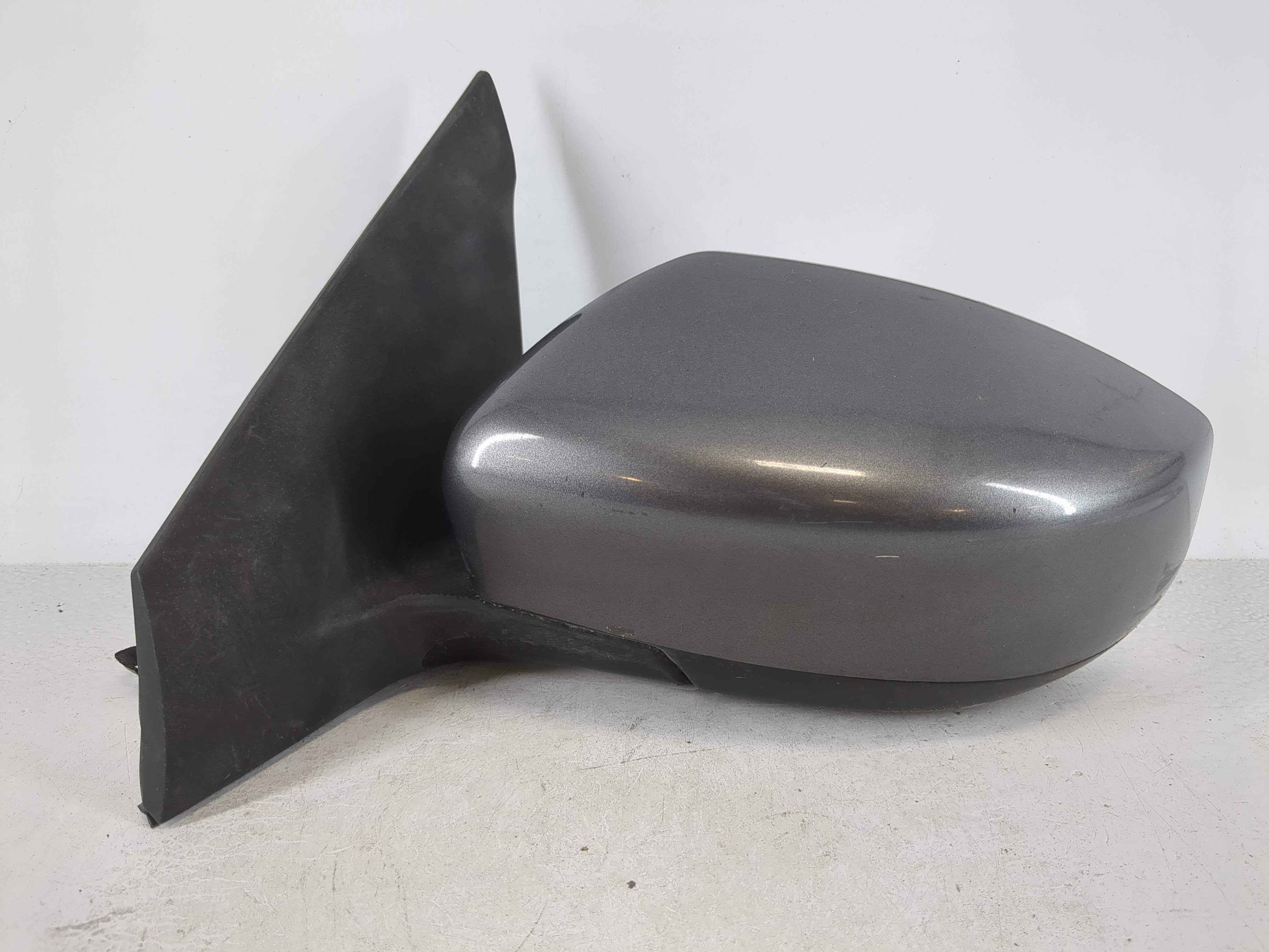 2013-2015 Nissan Sentra Driver Left Side View Power Door Mirror Grey 1119719 - Oemusedautoparts1.com