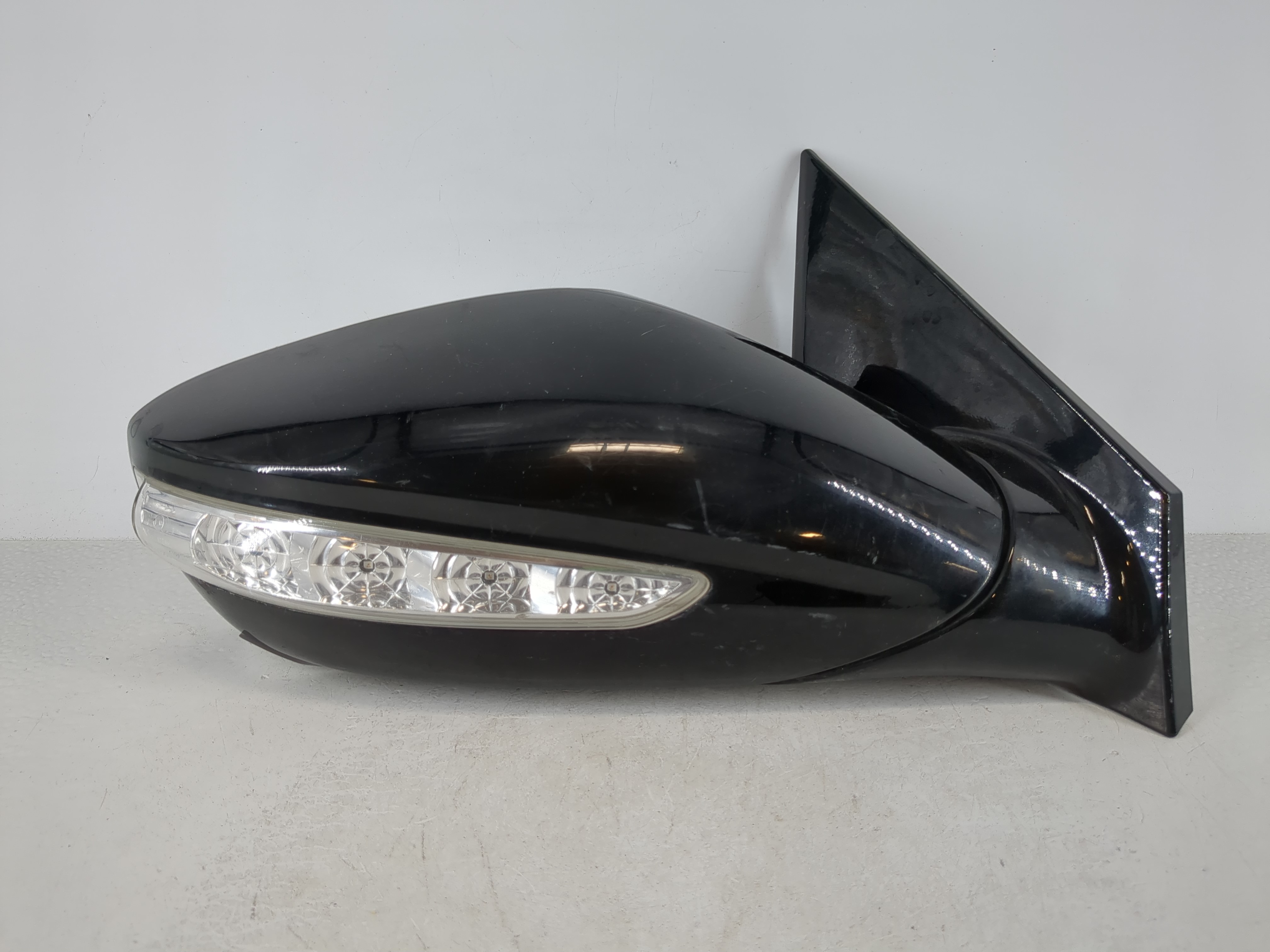 2011-2015 Hyundai Sonata Passenger Right Side View Power Door Mirror 1119732 - Oemusedautoparts1.com