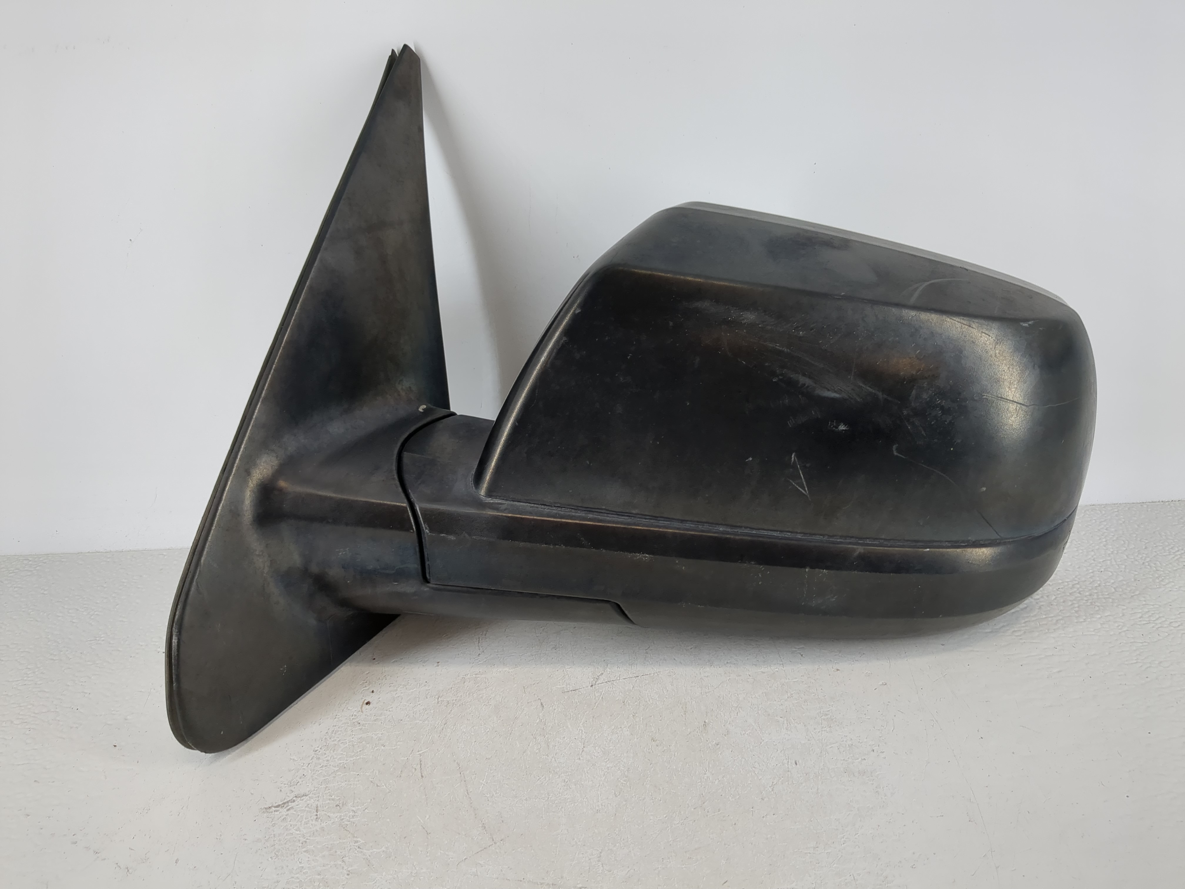 2007-2013 Toyota Tundra Driver Left Side View Power Door Mirror Black 1119736 - Oemusedautoparts1.com