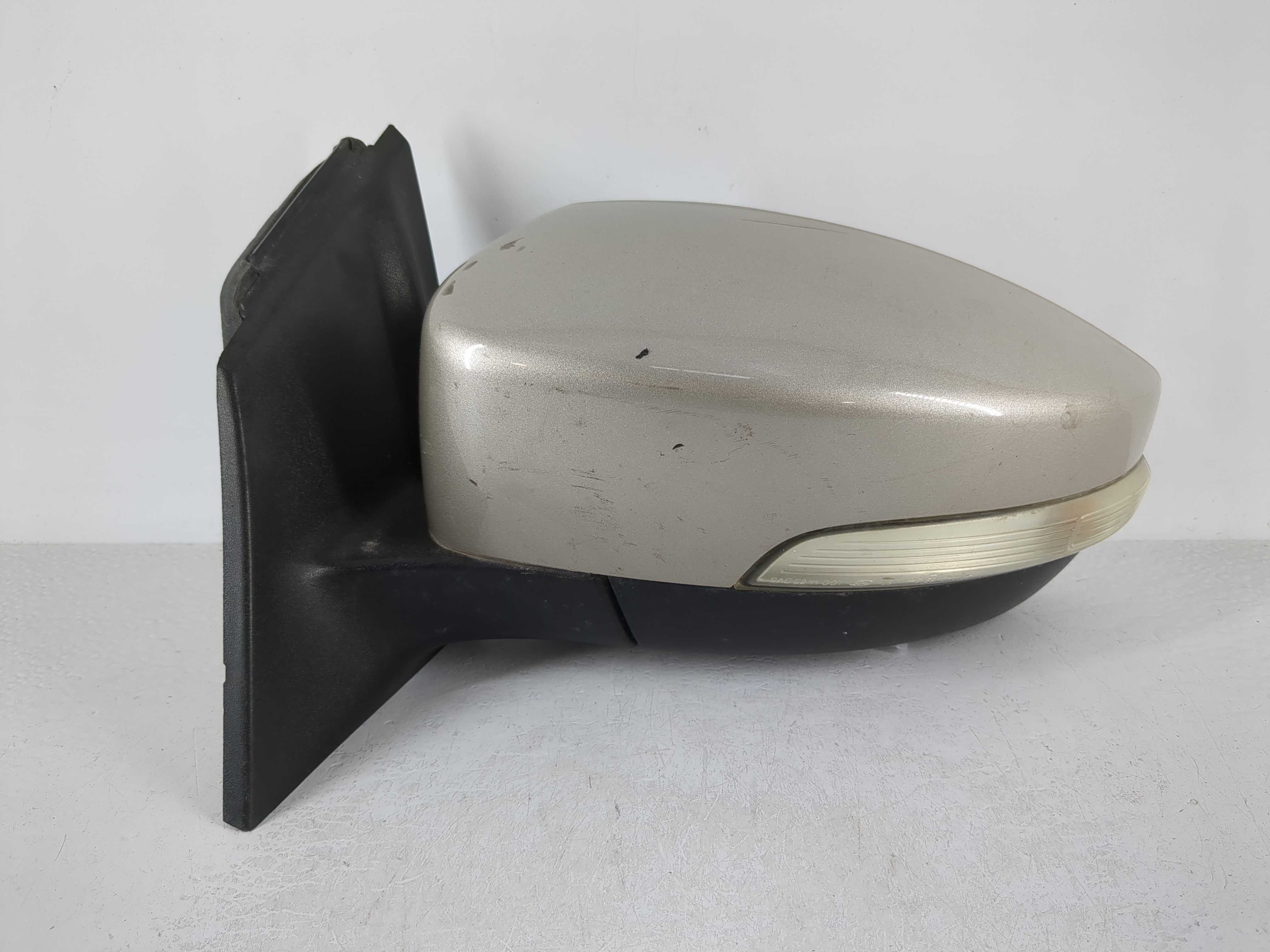 2015-2018 Ford Focus Driver Left Side View Power Door Mirror Gray 1119792 - Oemusedautoparts1.com