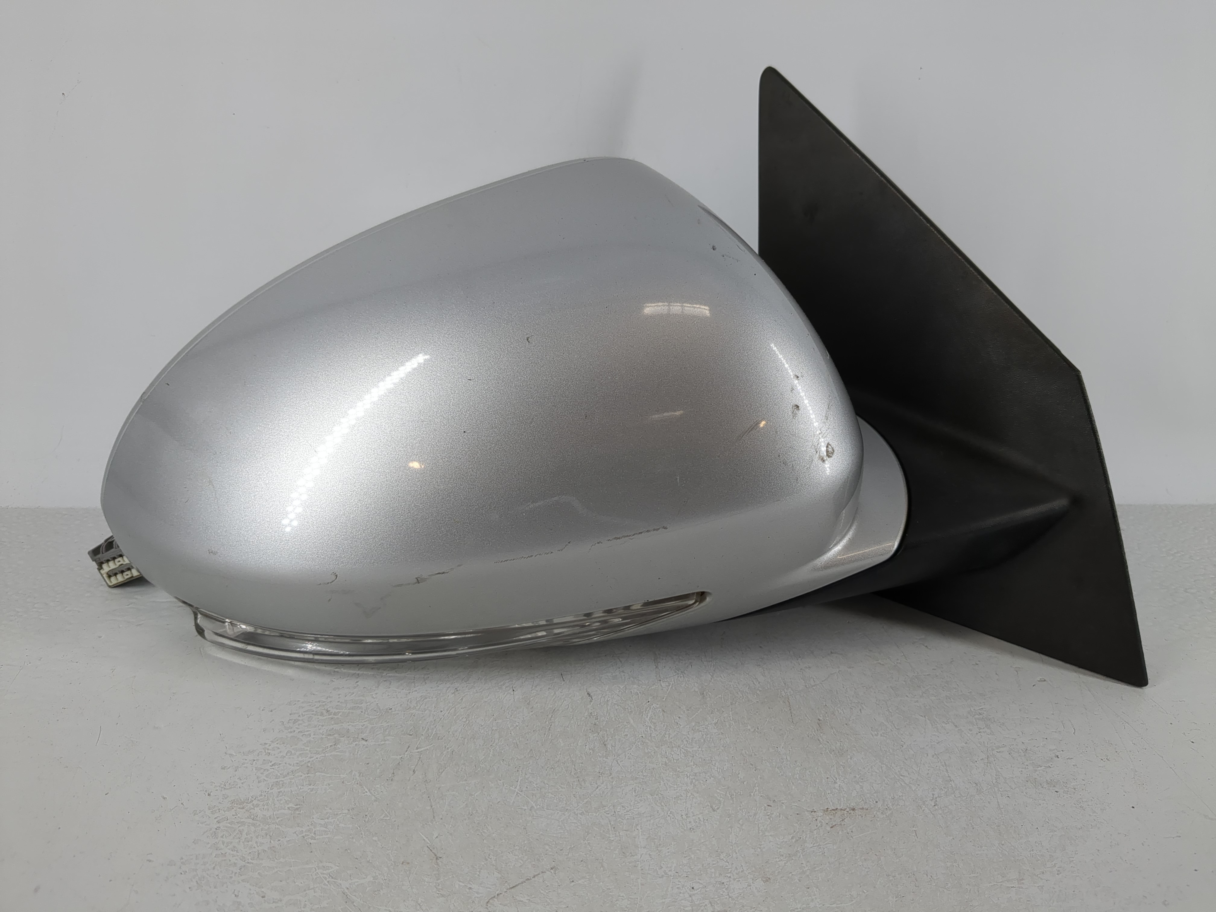 2008-2012 Buick Enclave Passenger Right Side View Power Door Mirror 1119801 - Oemusedautoparts1.com