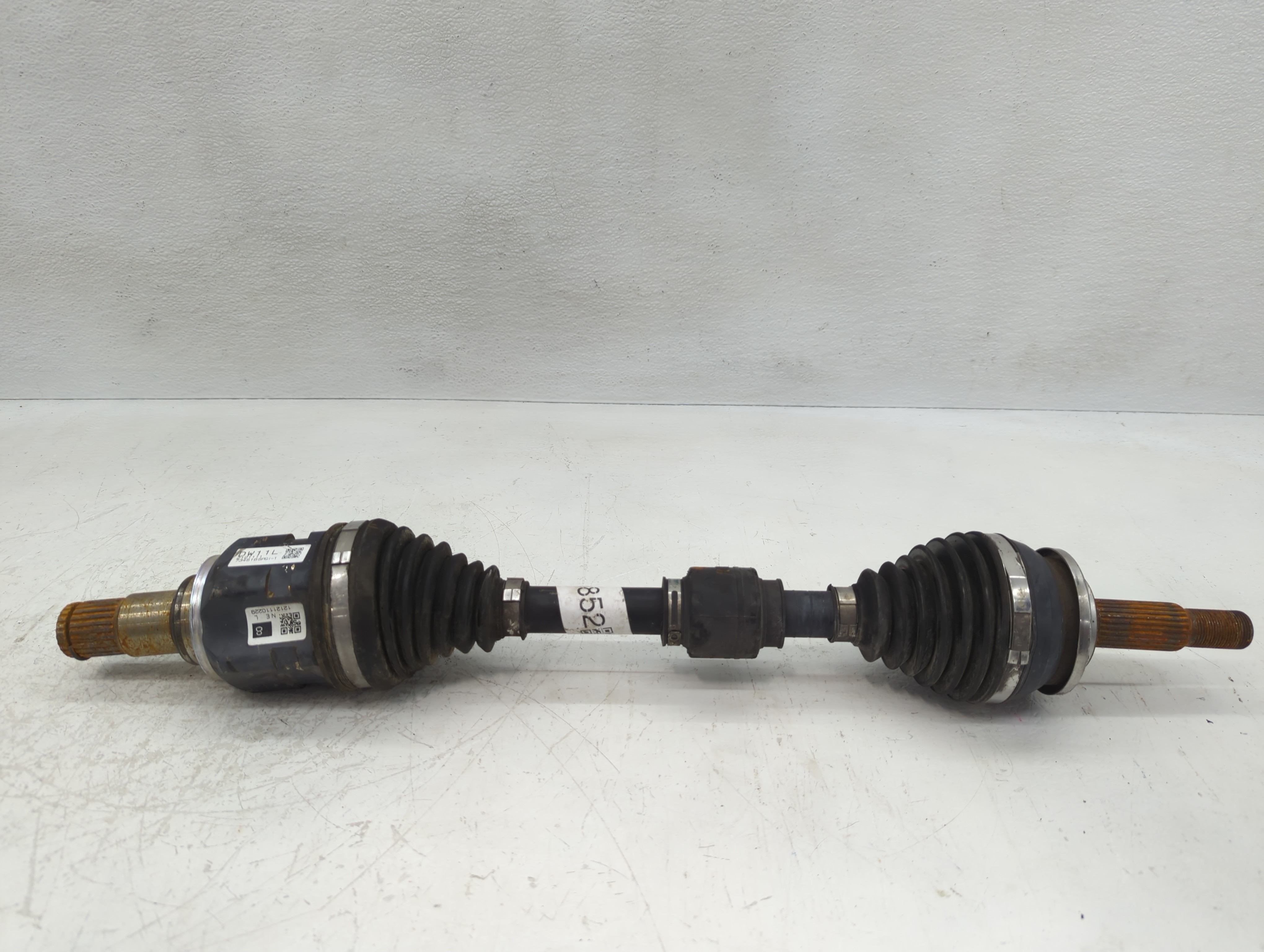 2010-2015 Toyota Prius Axle Shaft Front Driver Cv C/v 1119852 - Oemusedautoparts1.com