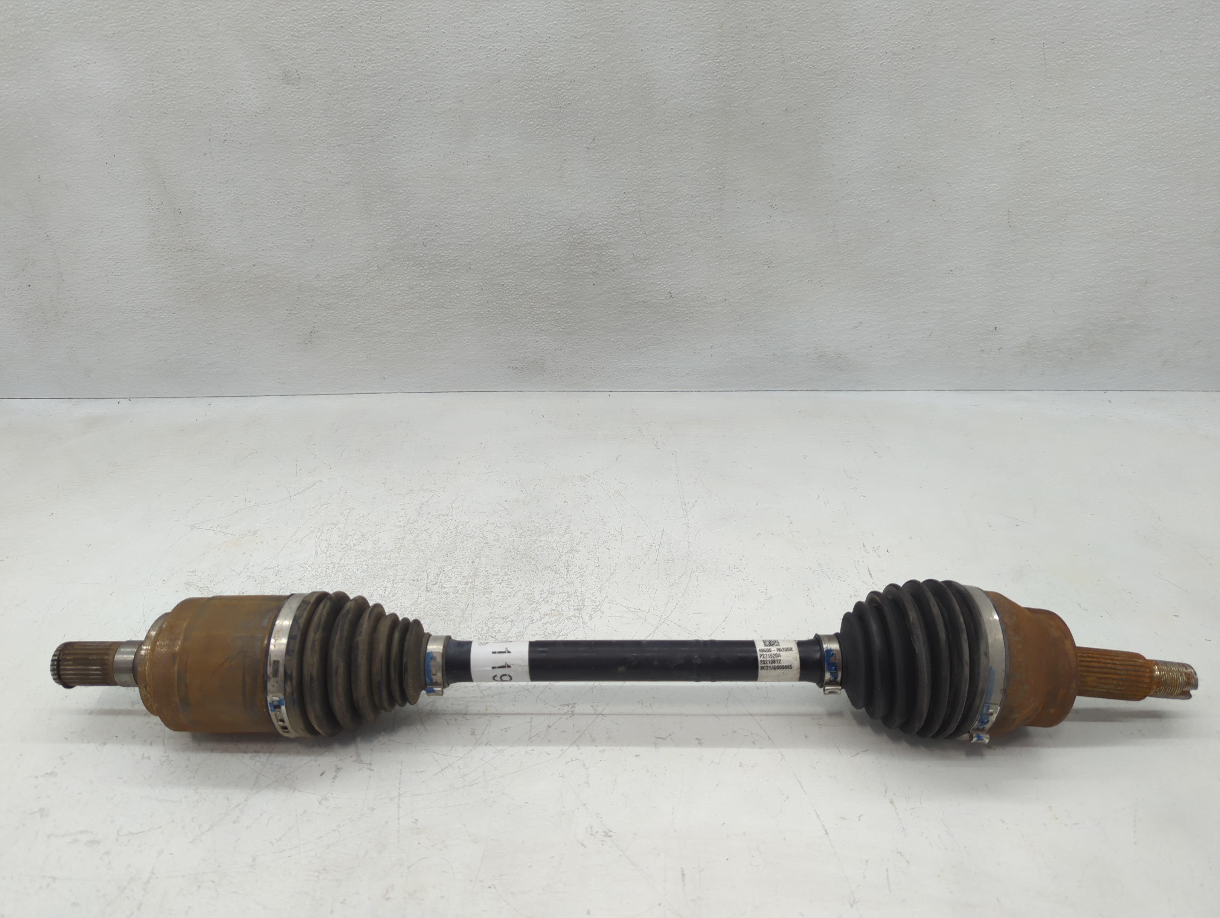 2021-2021 Kia Sorento Axle Shaft Front Driver Cv C/v 1119905 - Oemusedautoparts1.com