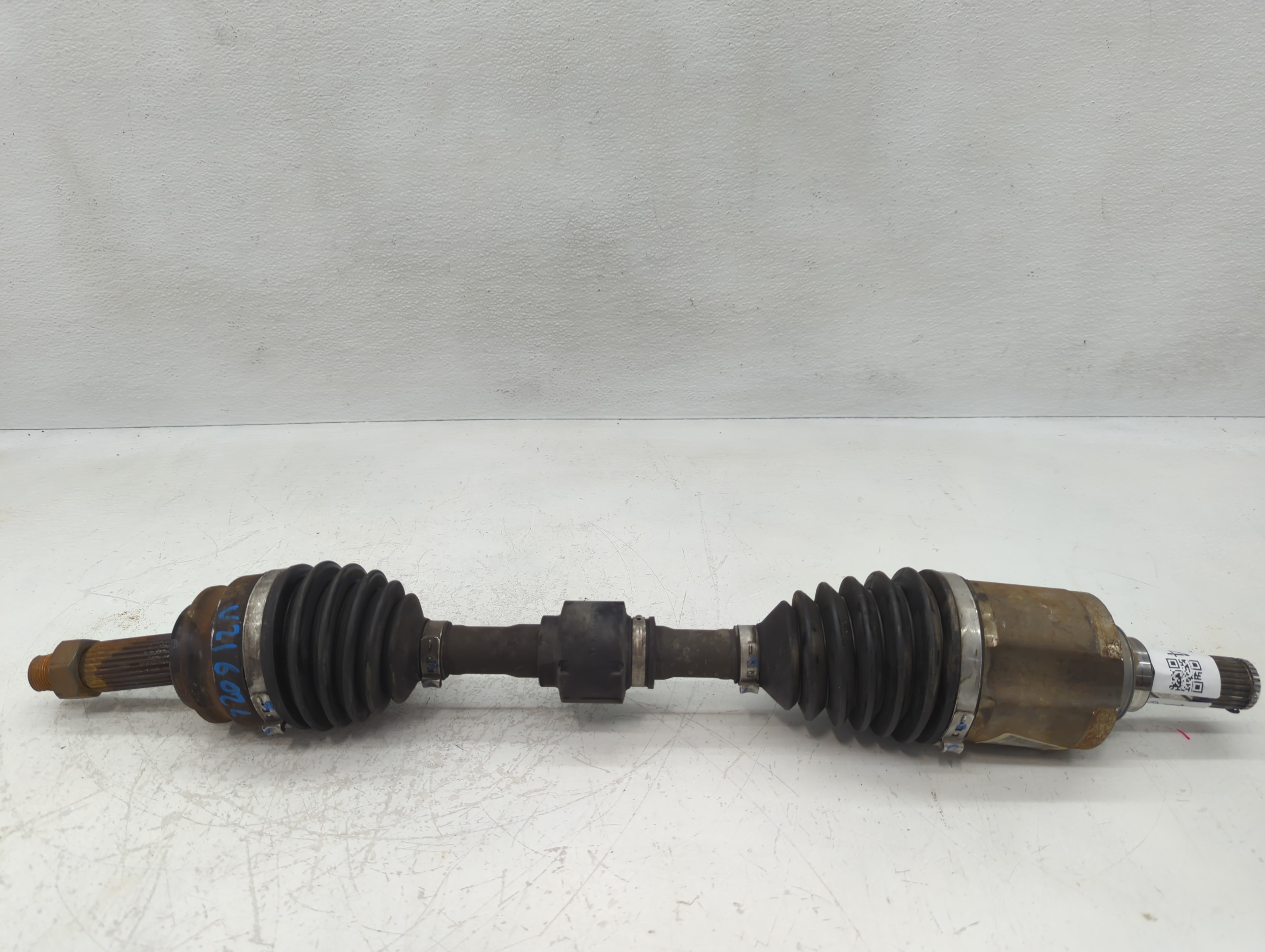 Picture of 2011-2016 Chrysler Town & Country Axle Shaft Front Passenger Cv C/v 1119914