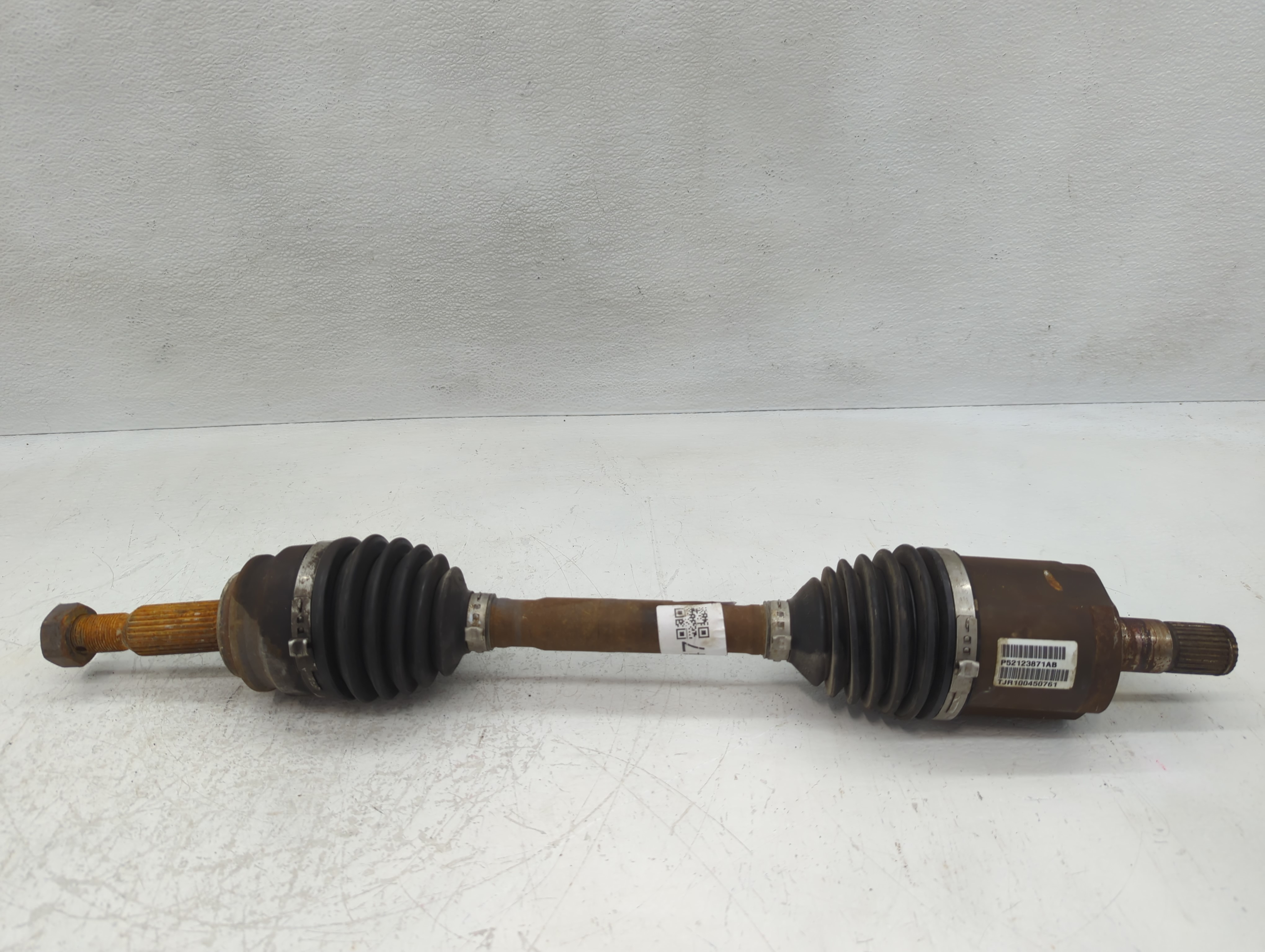 2014-2017 Jeep Compass Axle Shaft Front Driver Cv C/v 1119947 - Oemusedautoparts1.com
