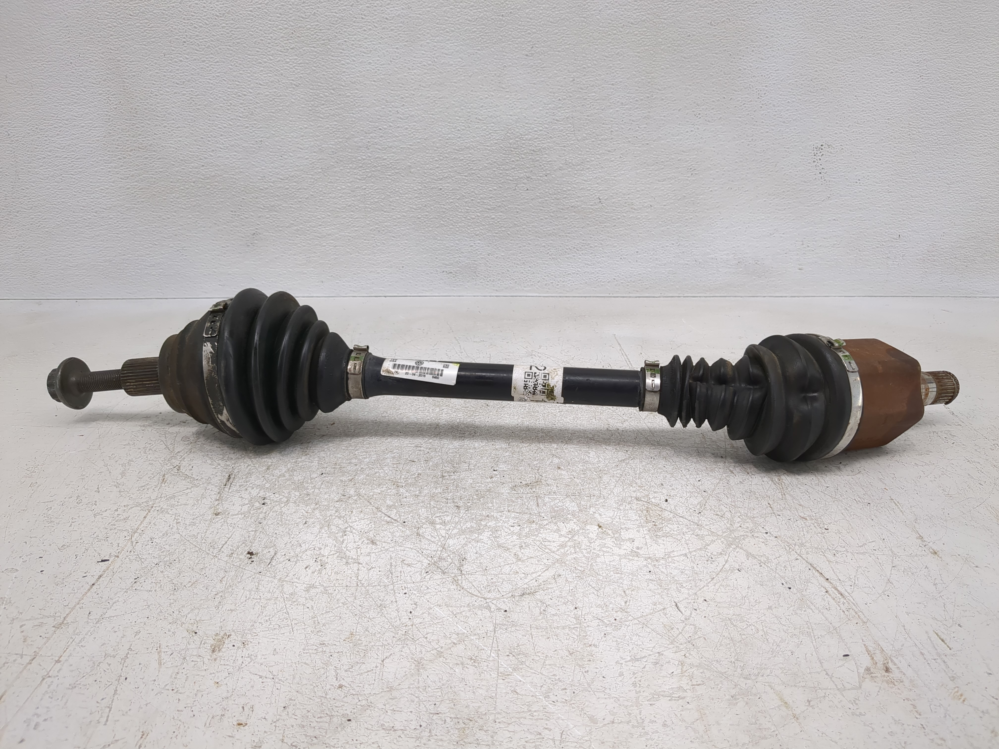 2014-2020 Volkswagen Passat Axle Shaft Front Driver Cv C/v 1119962 - Oemusedautoparts1.com