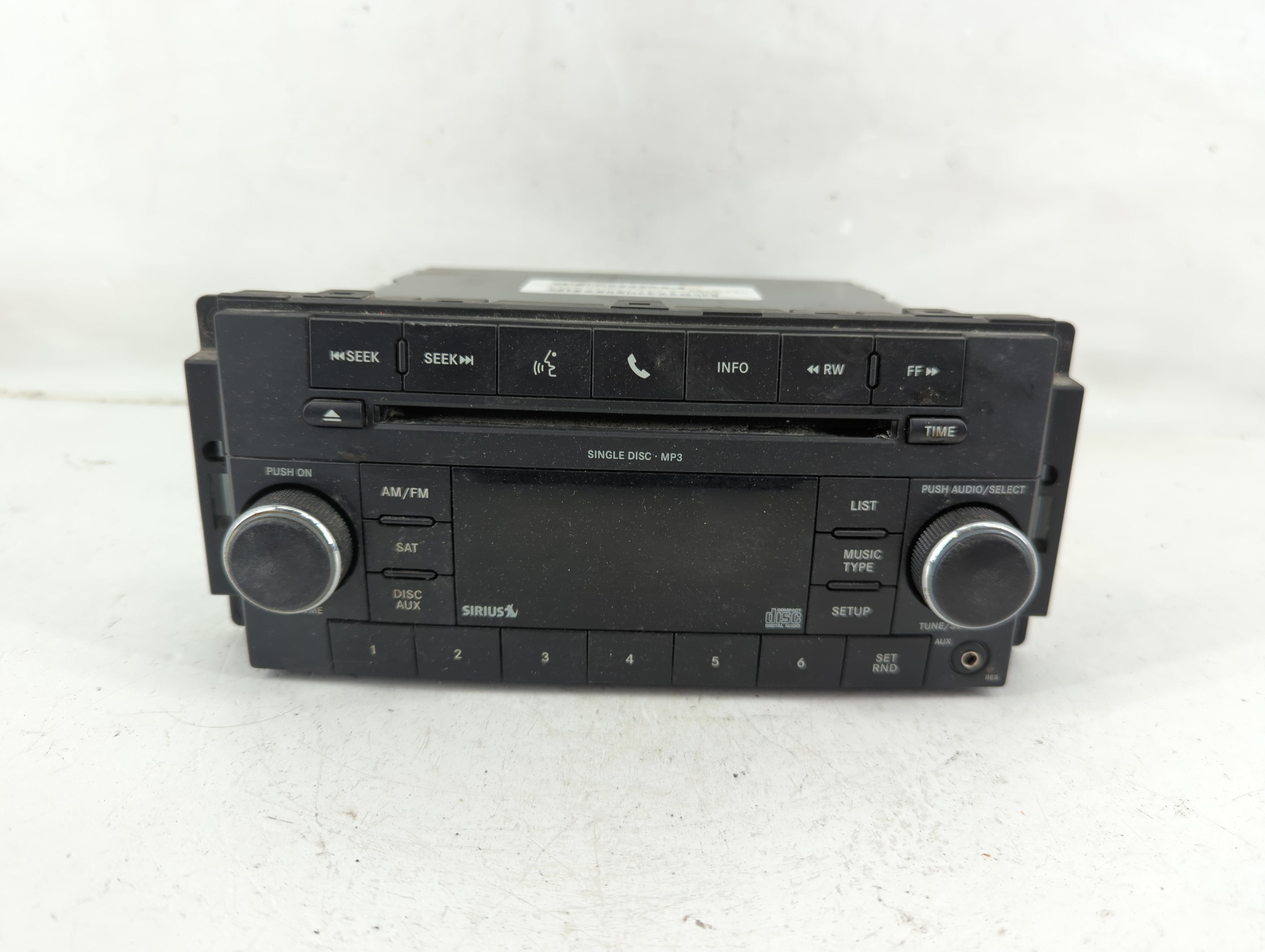 Picture of 2010-2010 Dodge Caliber Am Fm Cd Player Radio Receiver 1119996