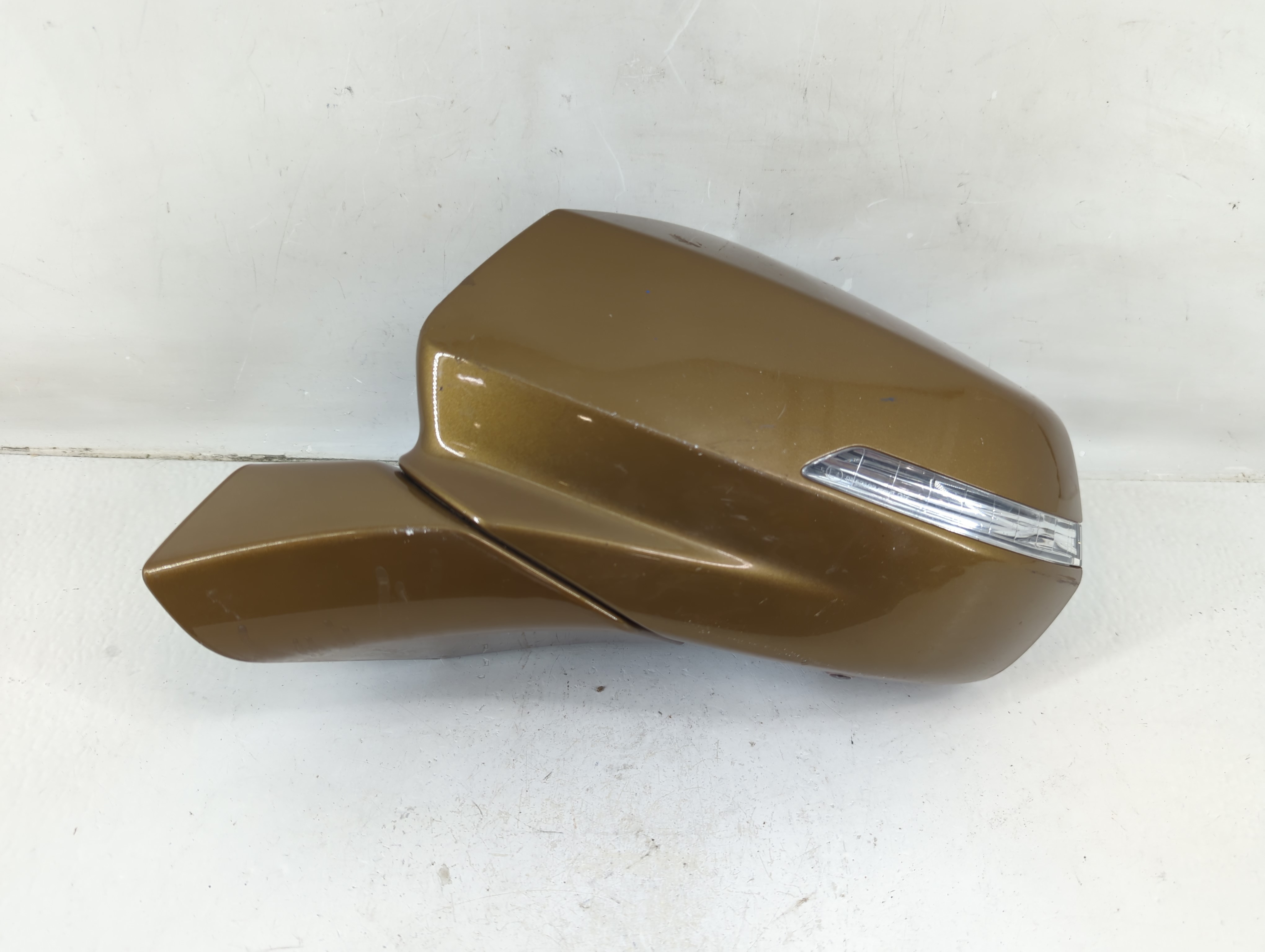 2019-2022 Chevrolet Blazer Driver Left Side View Power Door Mirror Gold 1120084 - Oemusedautoparts1.com