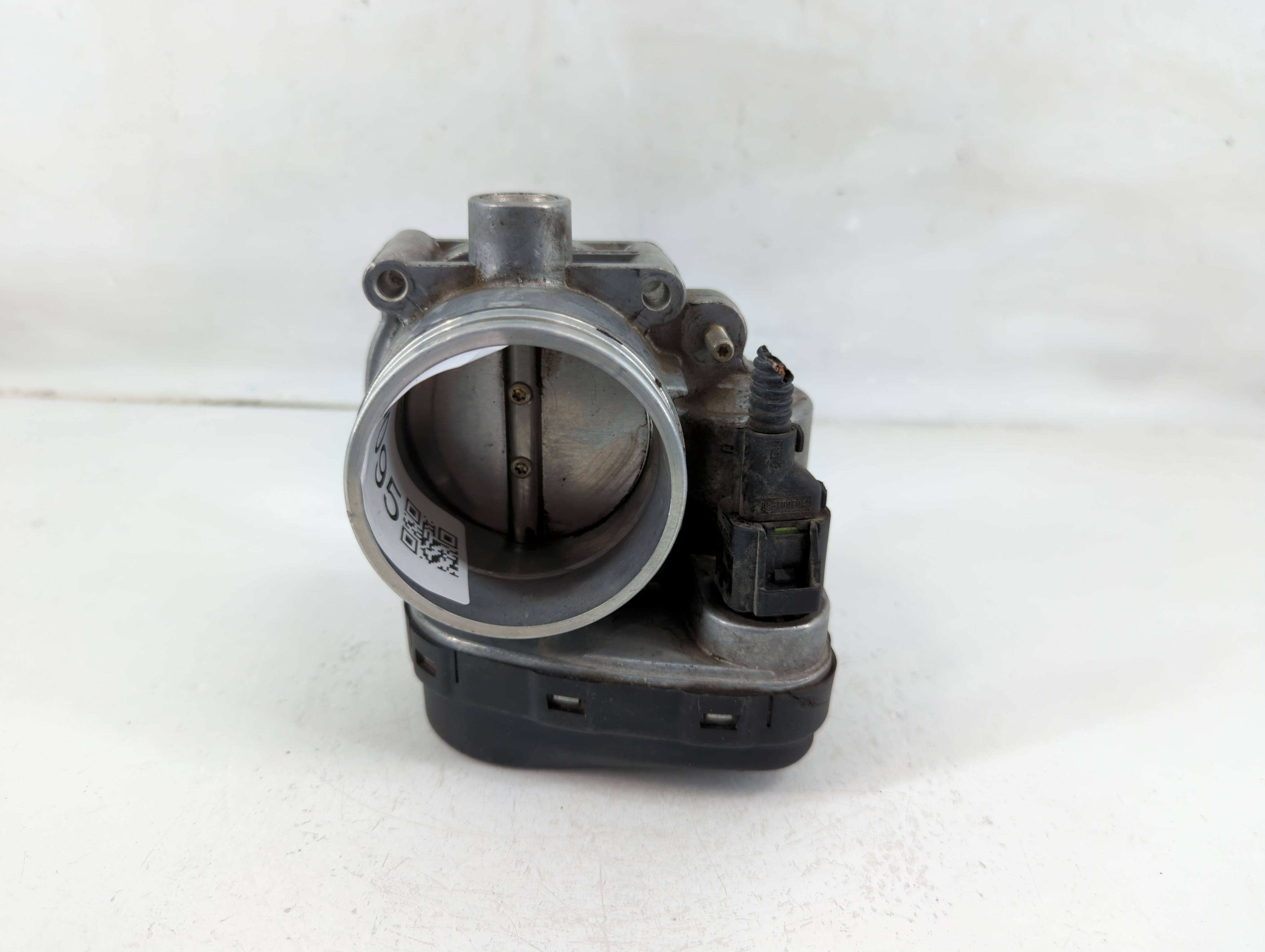 2001-2005 Bmw 325i Throttle Body 1120095 - Oemusedautoparts1.com