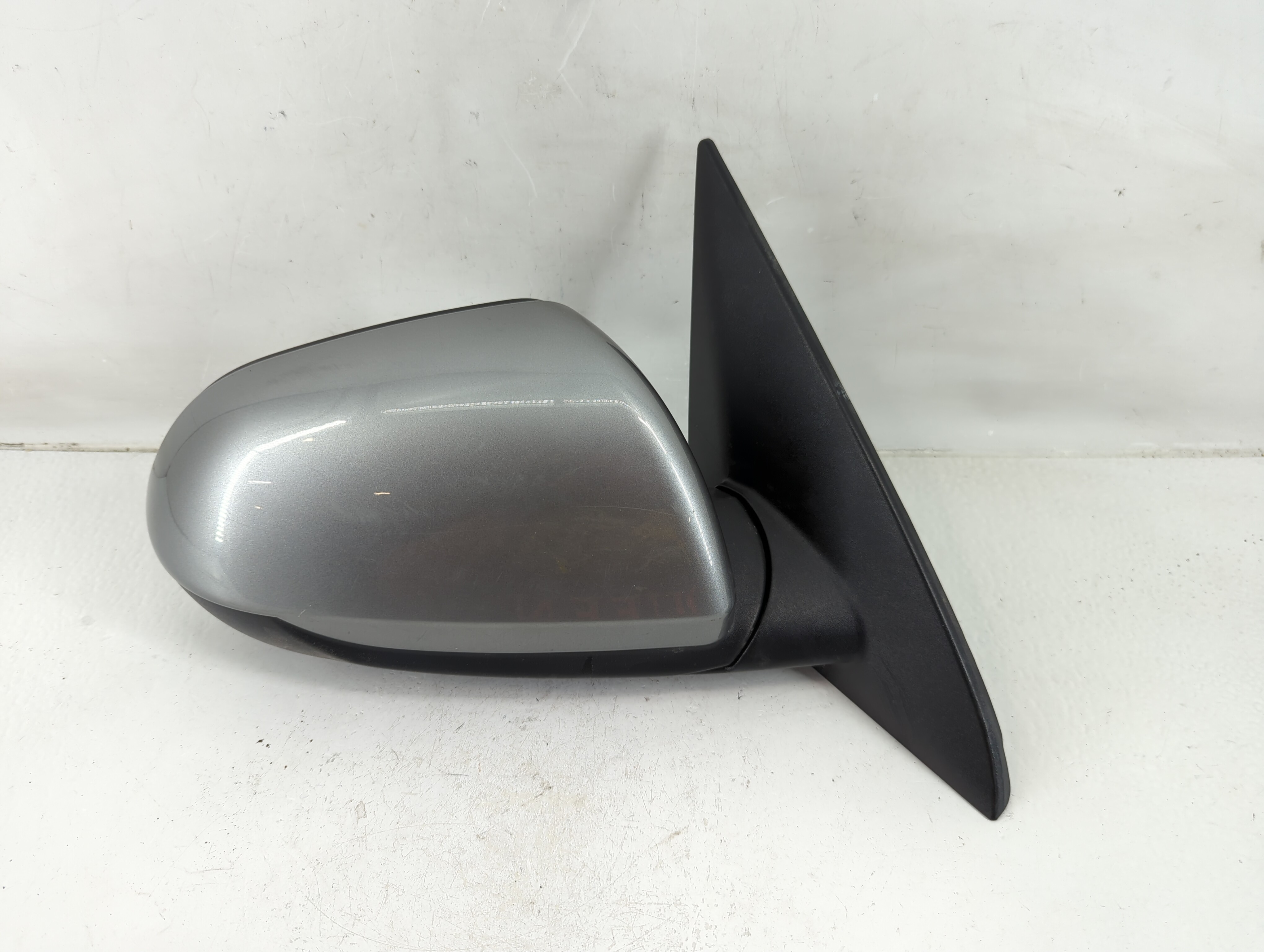 Picture of 2020 Kia Seltos Passenger Right Side View Power Door Mirror Silver 1120129