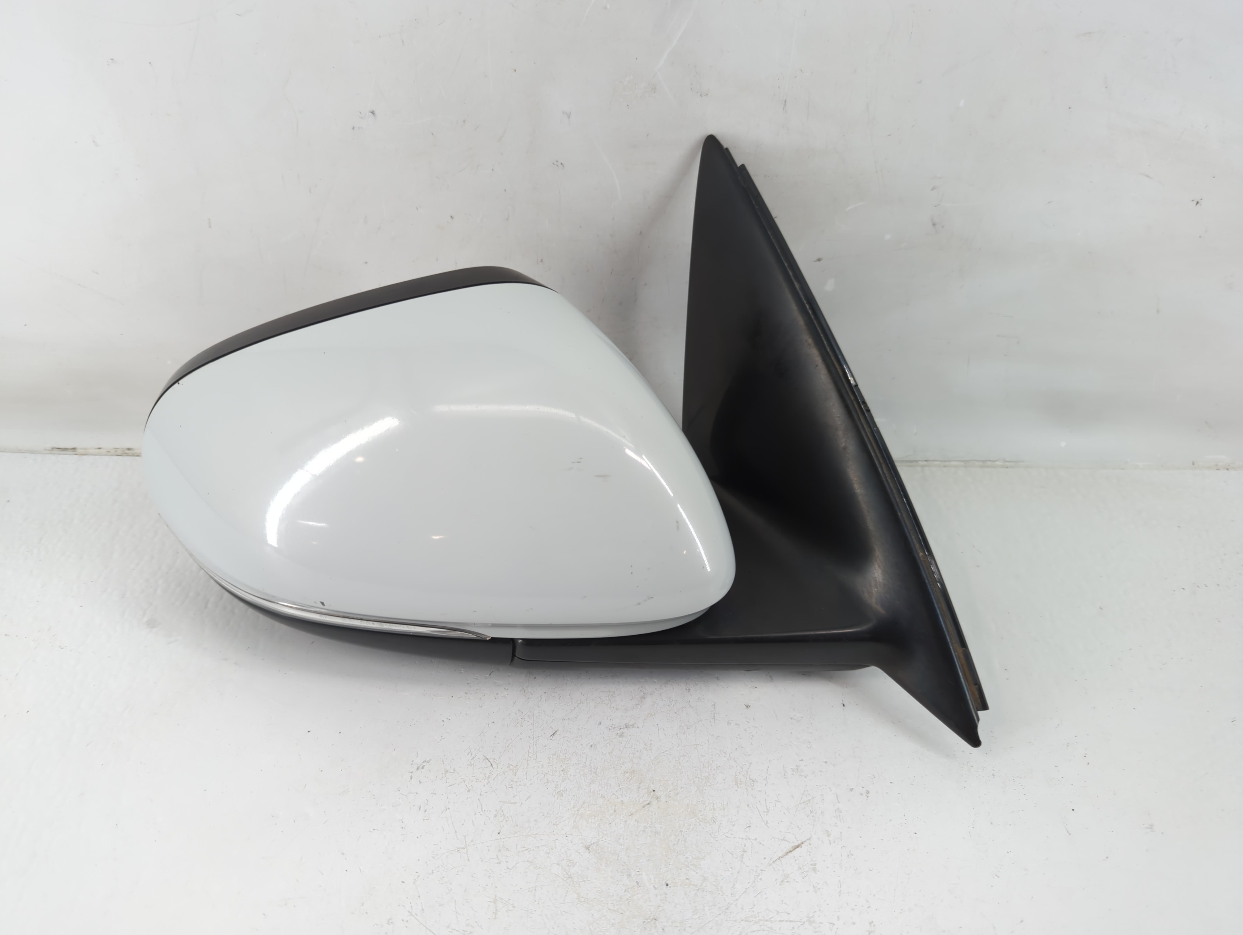 Picture of 2016-2019 Jaguar Xj Passenger Right Side View Power Door Mirror White 1120231