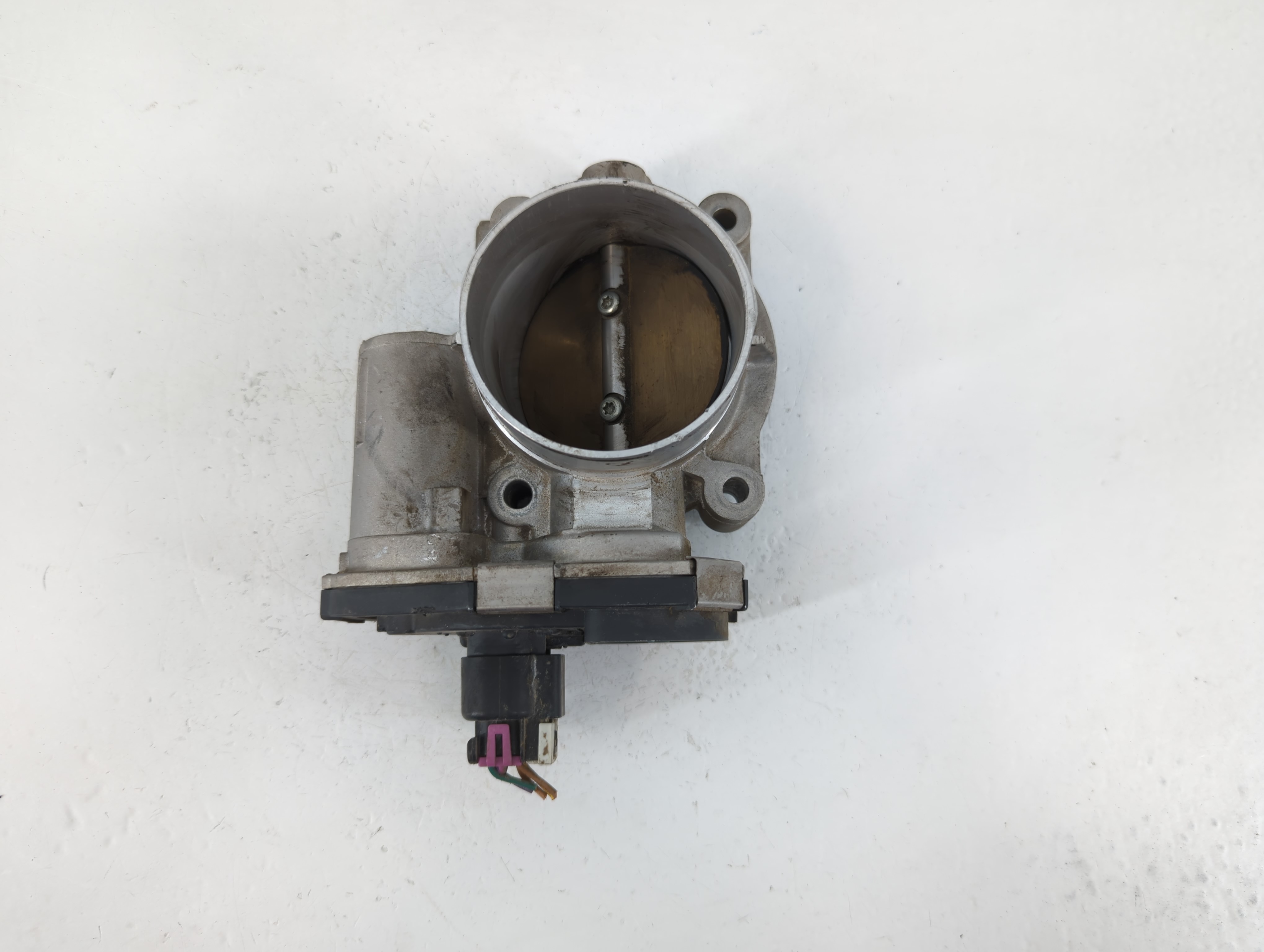 Picture of 2014-2017 Ford Fiesta Throttle Body 1120267