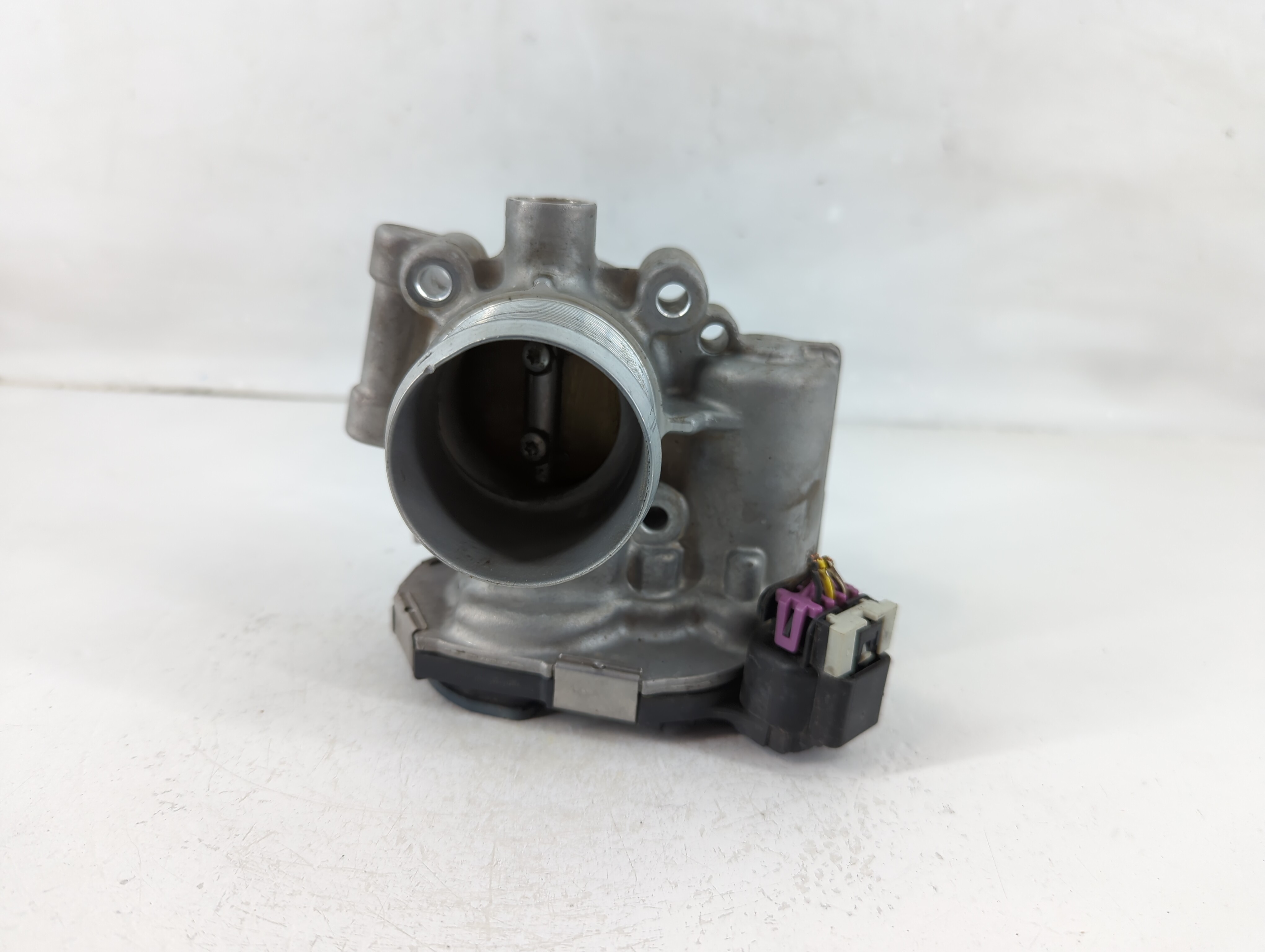 2012-2019 Chevrolet Sonic Throttle Body 1120404 - Oemusedautoparts1.com