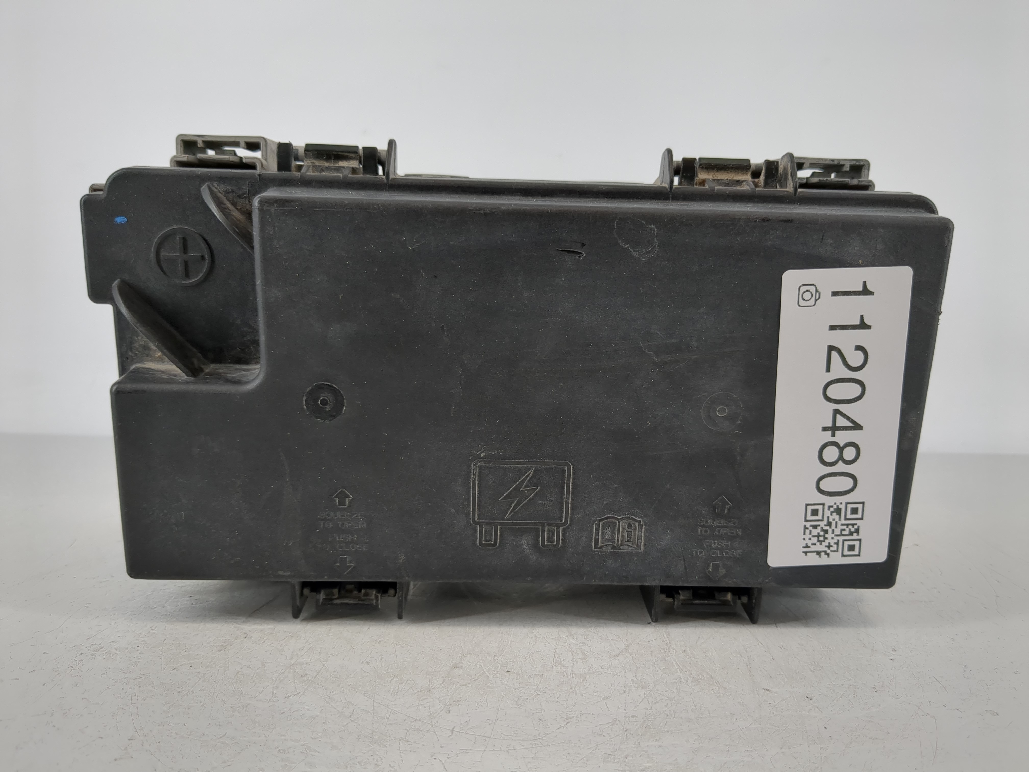 Picture of Dodge Caravan Fusebox Fuse Box Relay Module Tipm 04692335ae 1120480