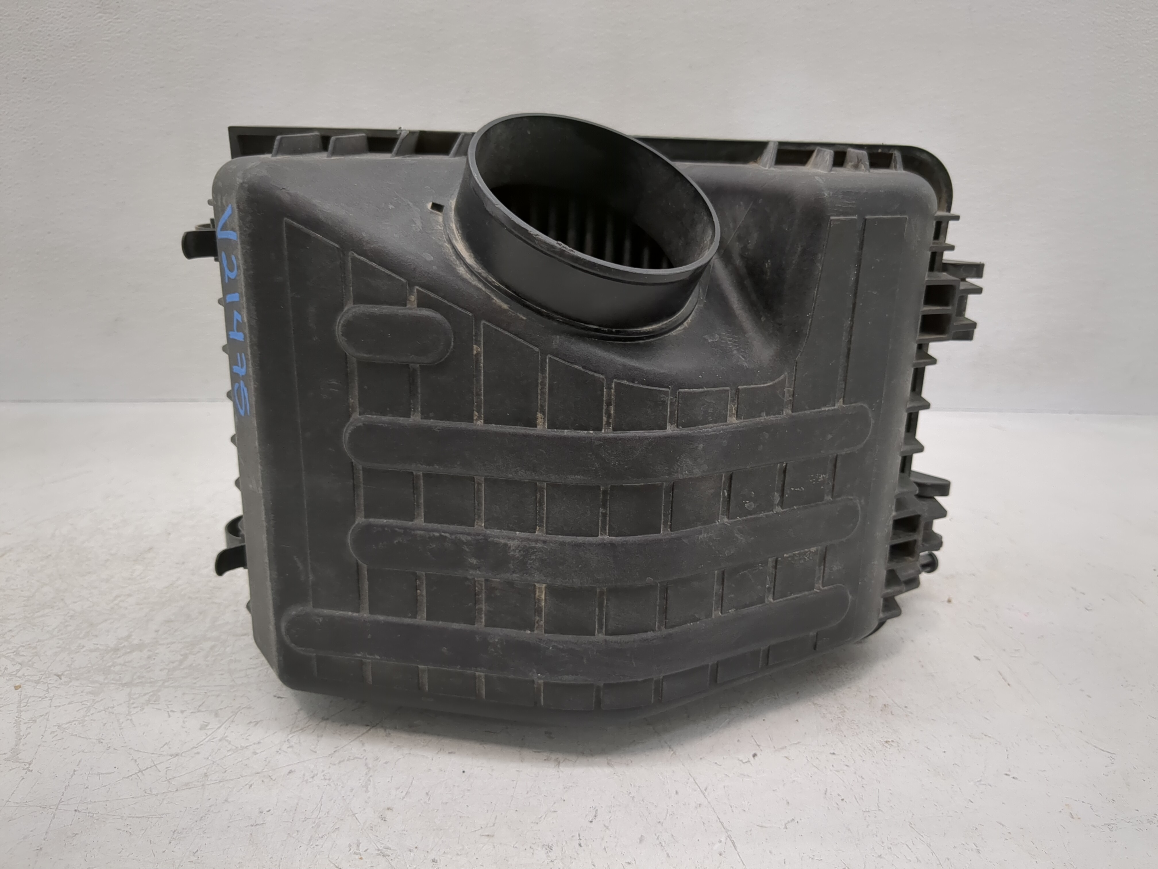 Picture of 2015 Hyundai Santa Fe Air Cleaner Intake-duct Hose Tube 1120515