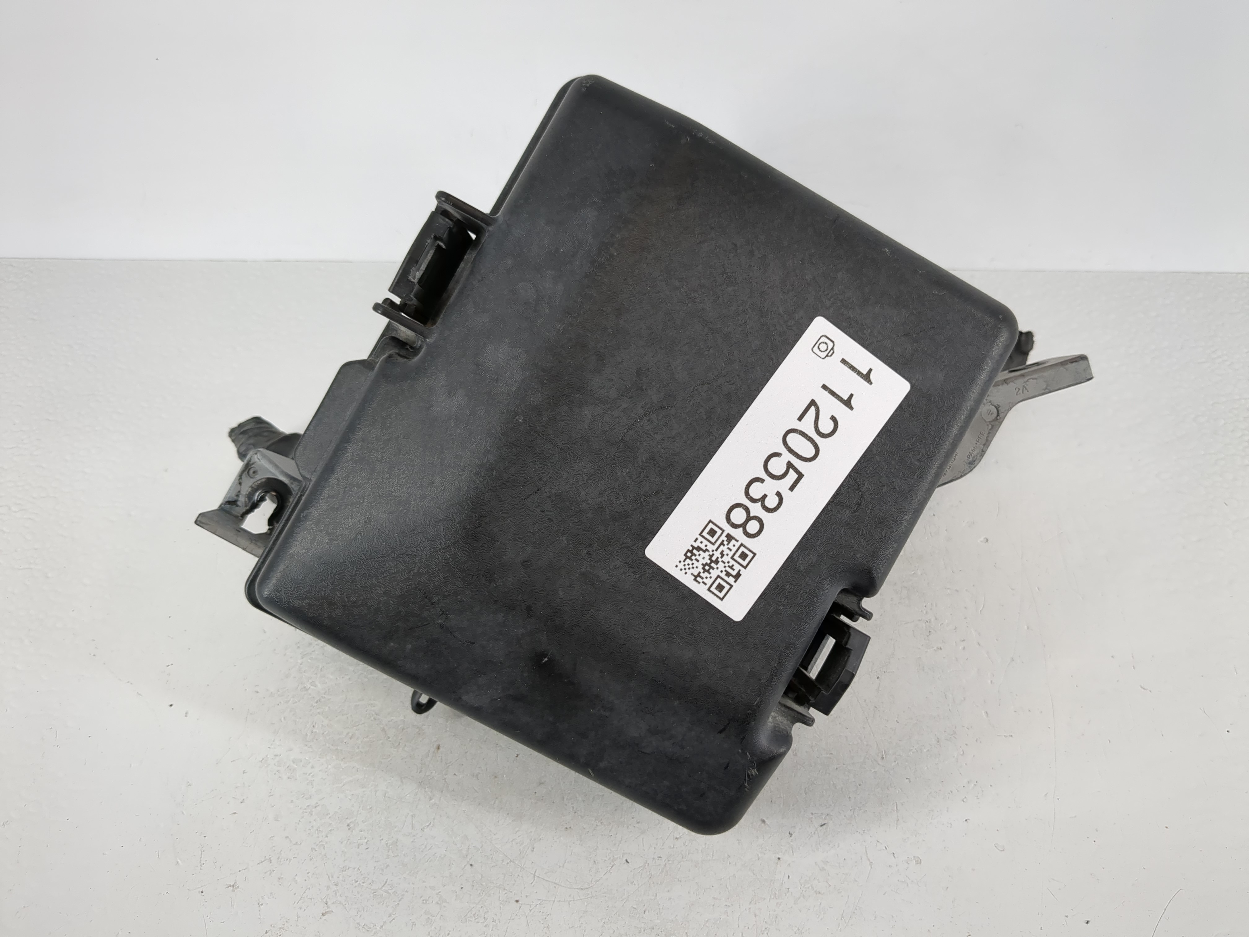 2016-2017 Hyundai Sonata Fusebox Fuse Box Relay Module 6423 0102 -7-000 1120538 - Oemusedautoparts1.com