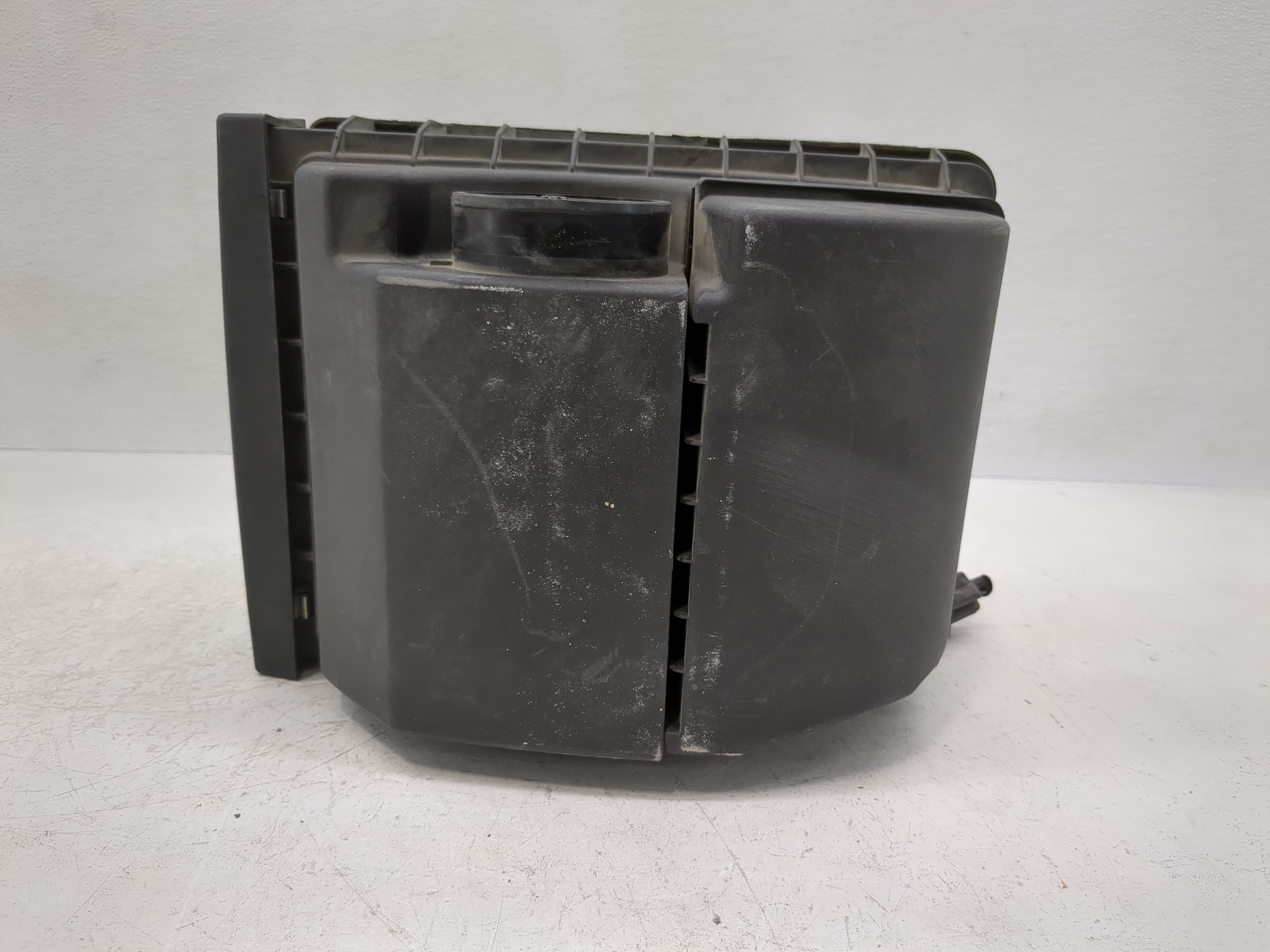 Picture of 2019-2020 Hyundai Santa Fe Air Cleaner Intake-duct Hose Tube 1120570