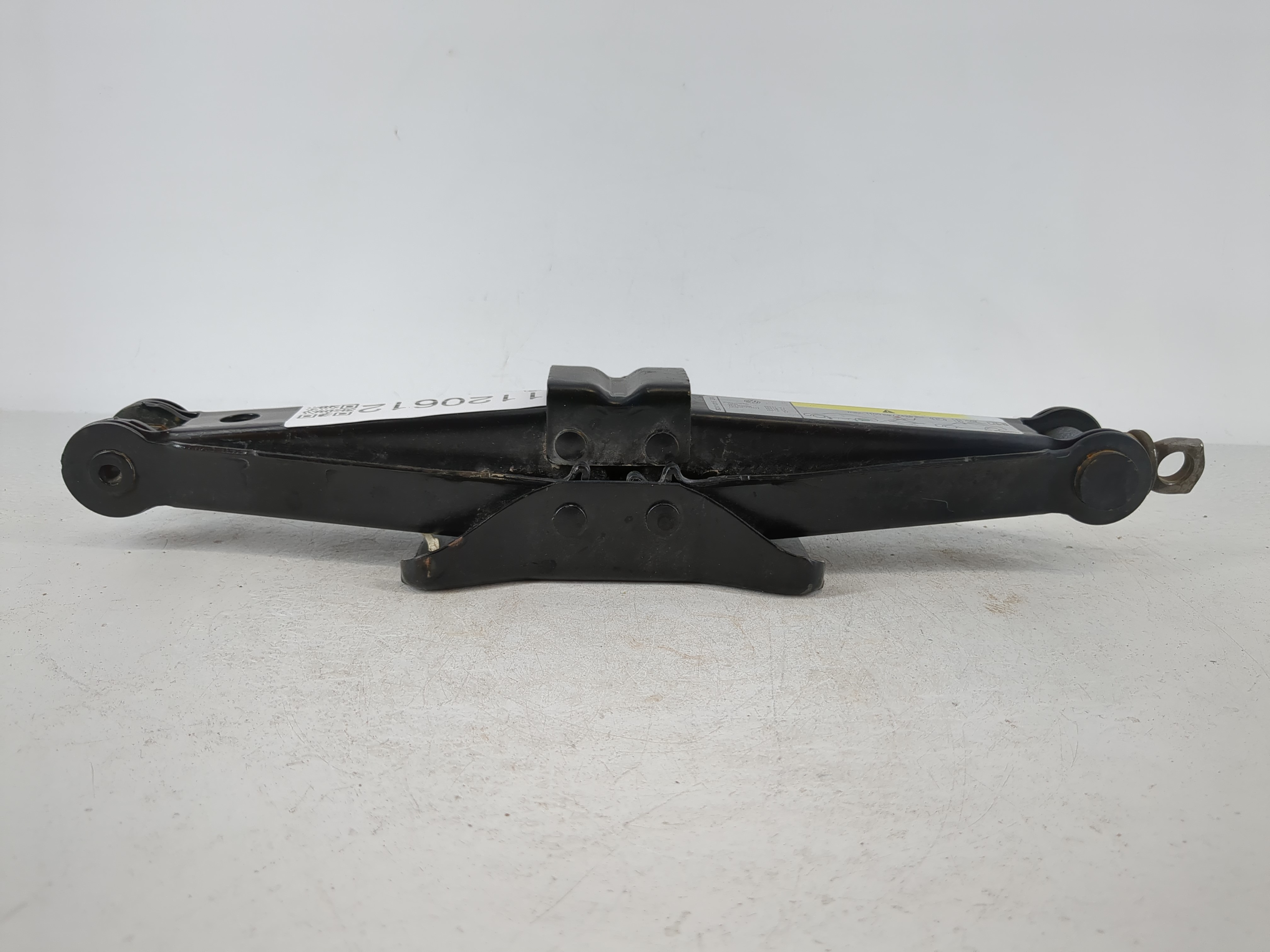 2015 Volkswagen Golf Spare Scissor Car Jack 1120612 - Oemusedautoparts1.com