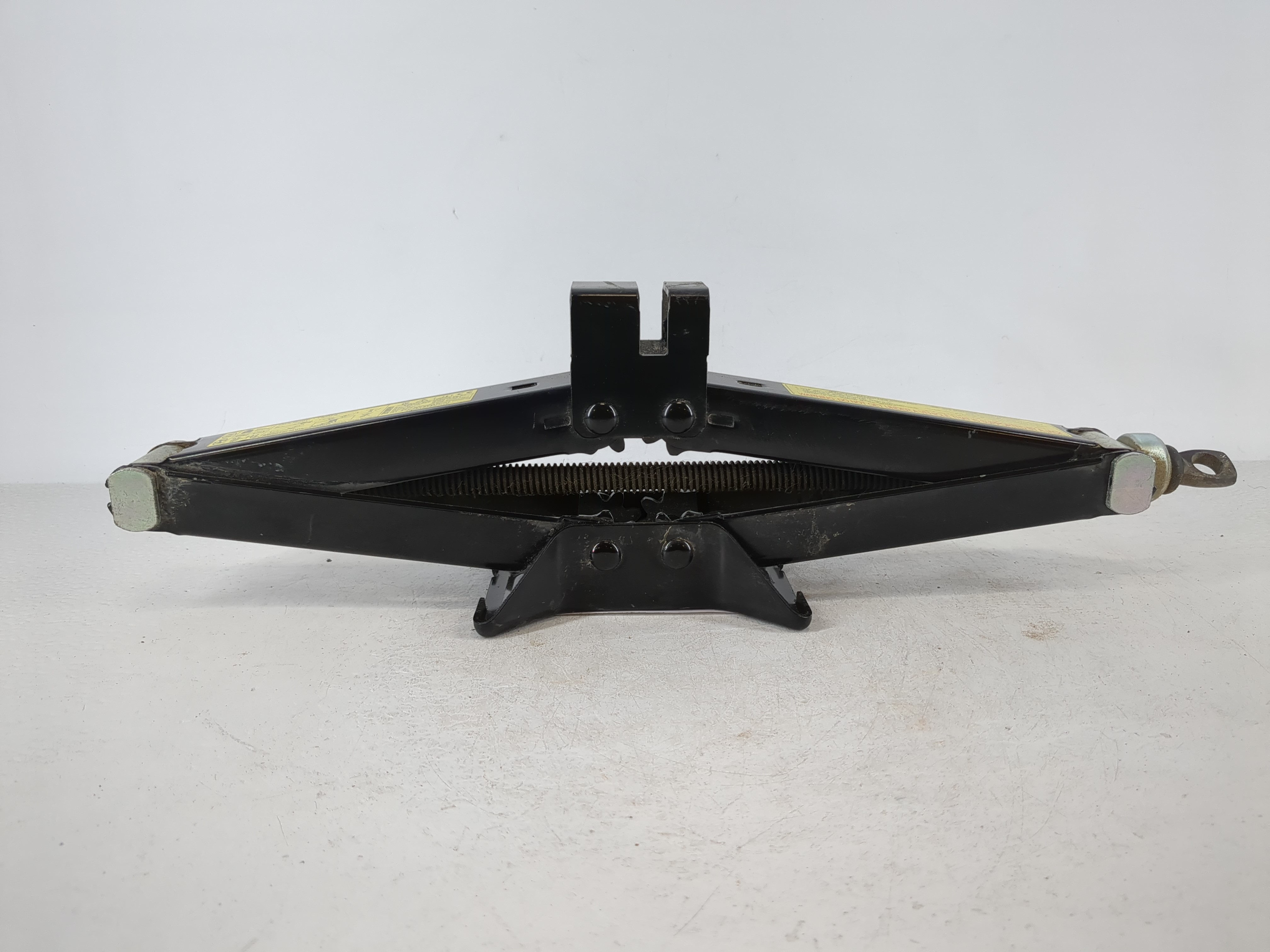 Picture of 2019 Hyundai Tucson Spare Scissor Car Jack 1120615