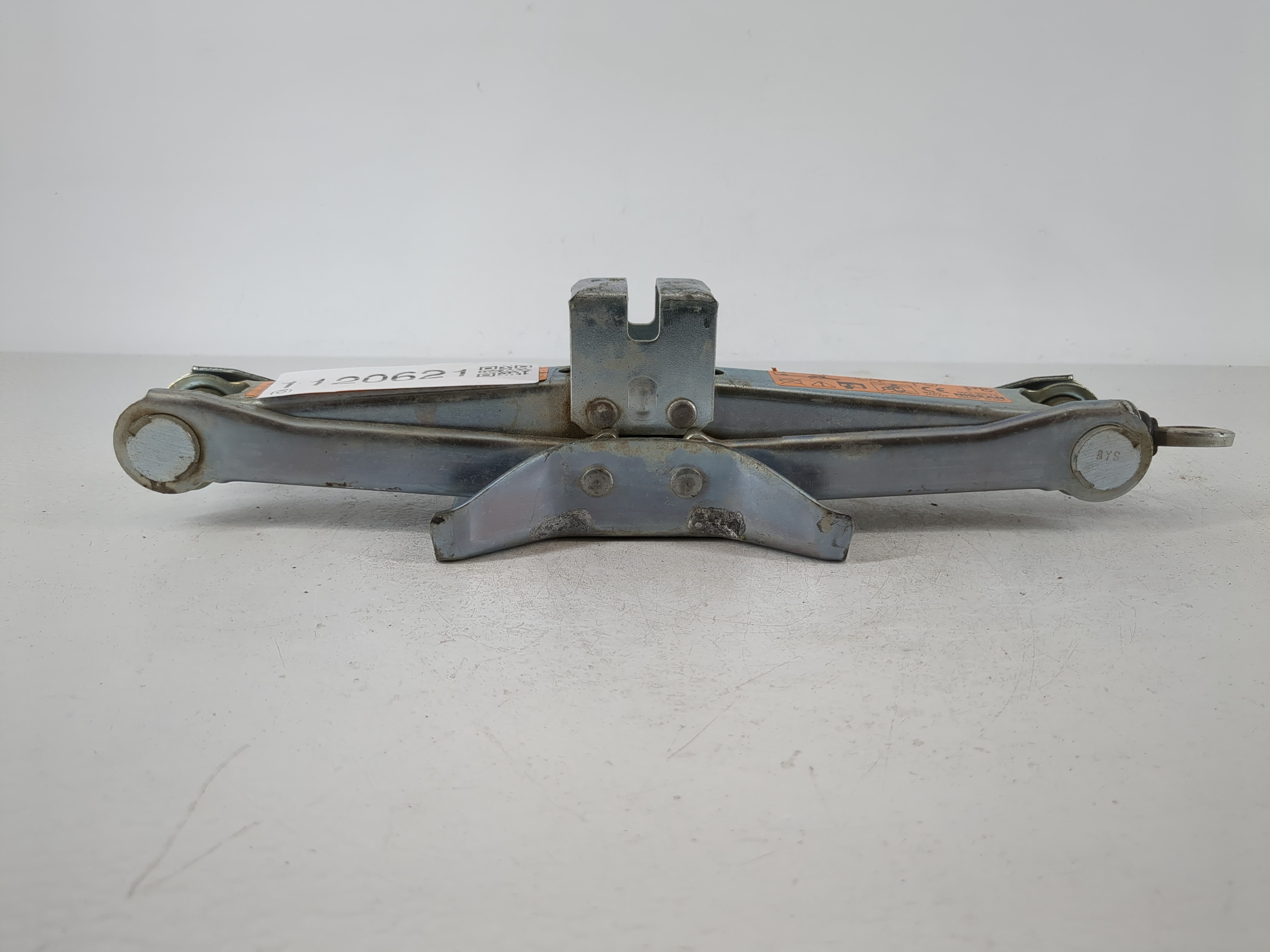 2009 Nissan Versa Spare Scissor Car Jack 1120621 - Oemusedautoparts1.com