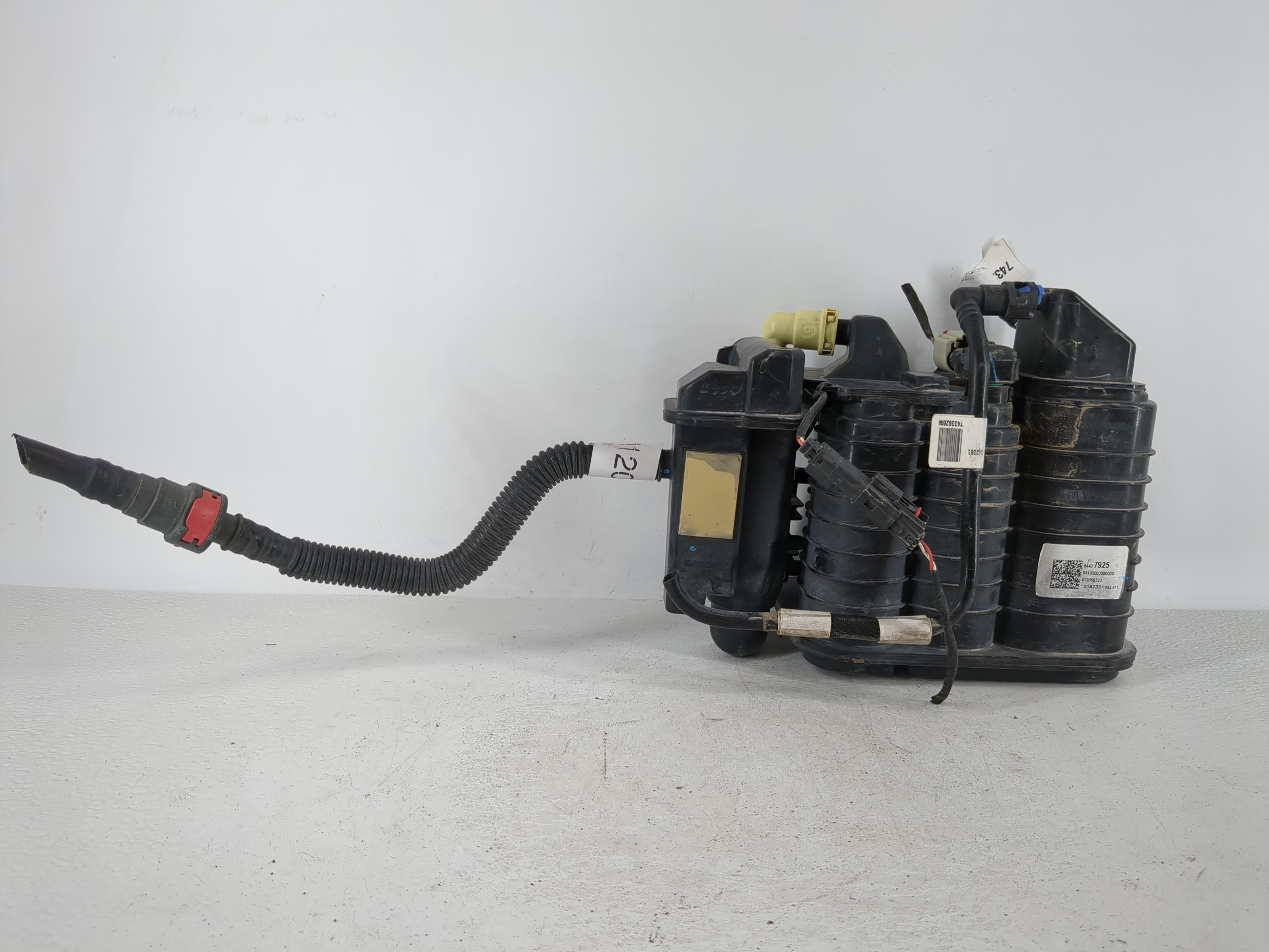 Picture of 2018 Chevrolet Malibu Fuel Vapor Charcoal Canister 1120651