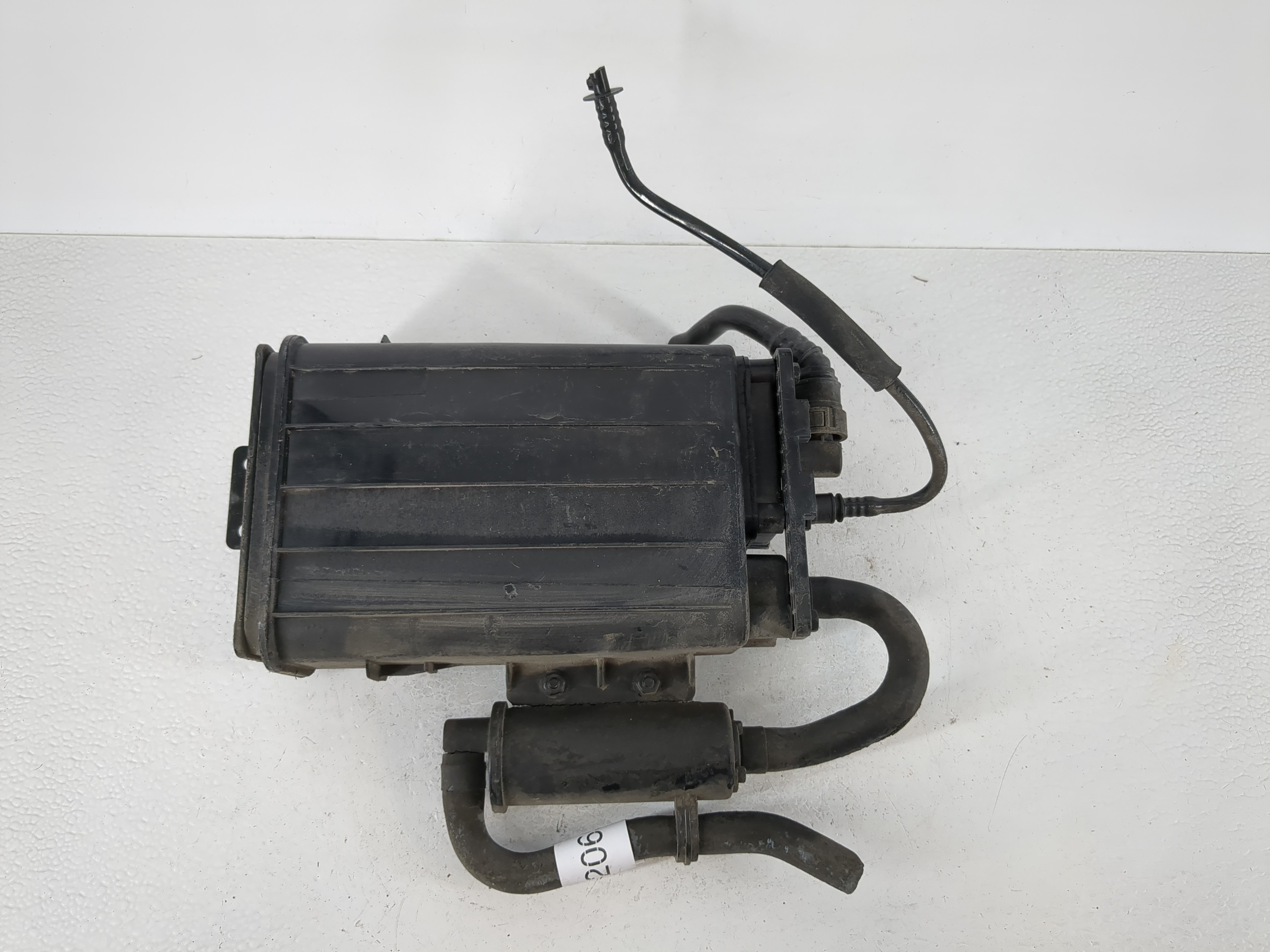 Picture of 2017 Chevrolet Malibu Fuel Vapor Charcoal Canister 1120653