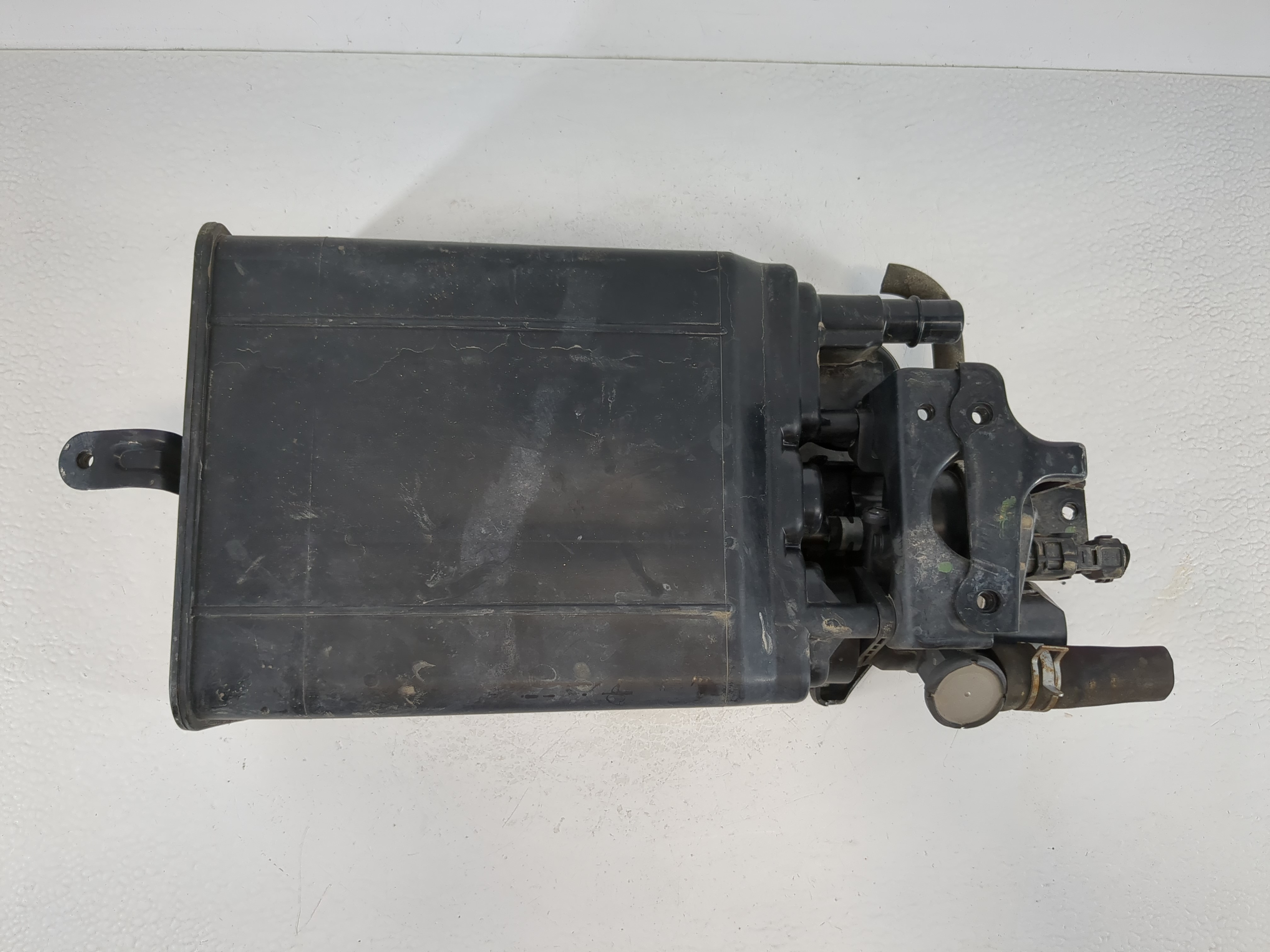 2013 Toyota Highlander Fuel Vapor Charcoal Canister 1120712 - Oemusedautoparts1.com