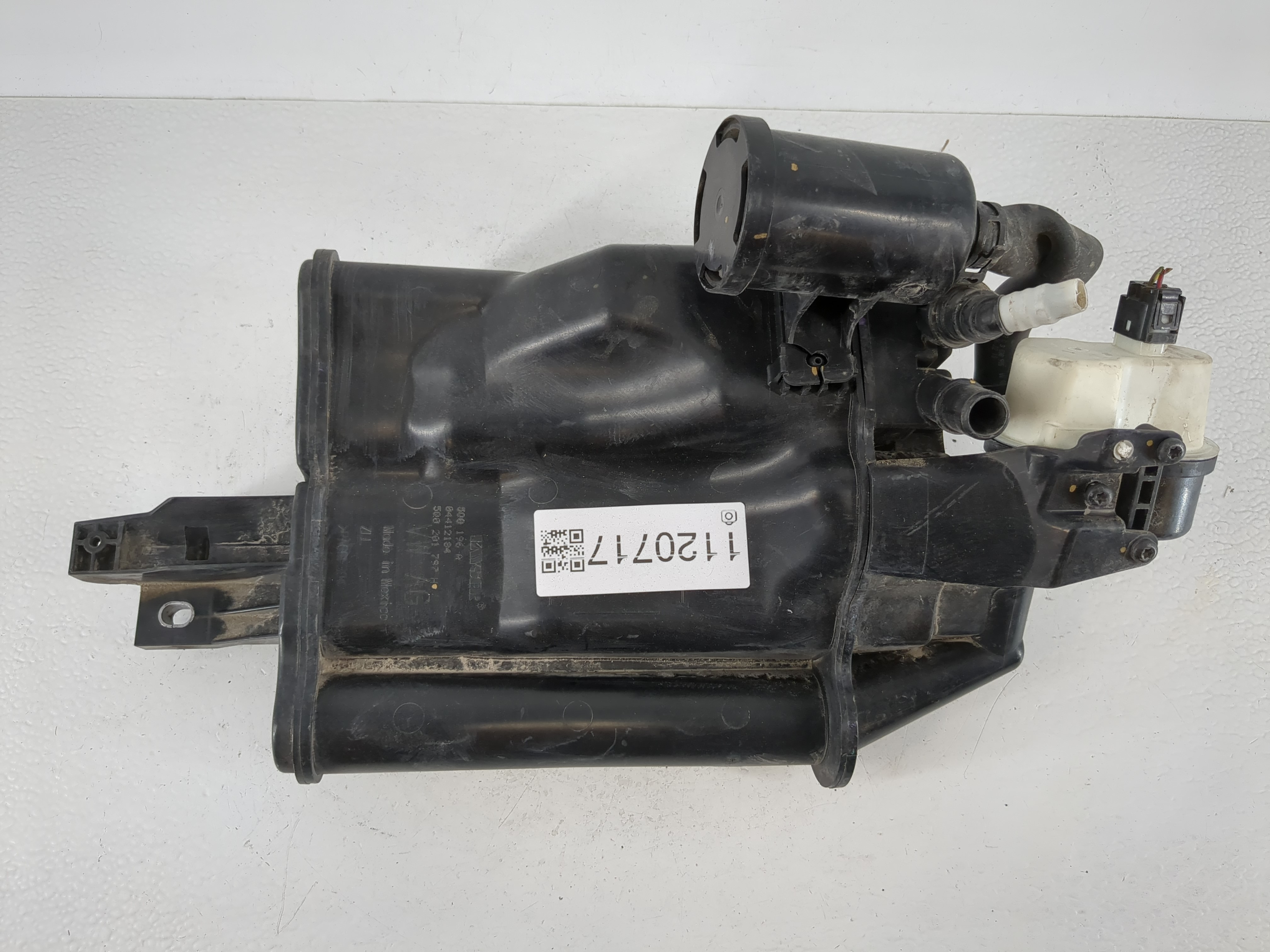 Picture of 2019 Volkswagen Jetta Fuel Vapor Charcoal Canister 1120717