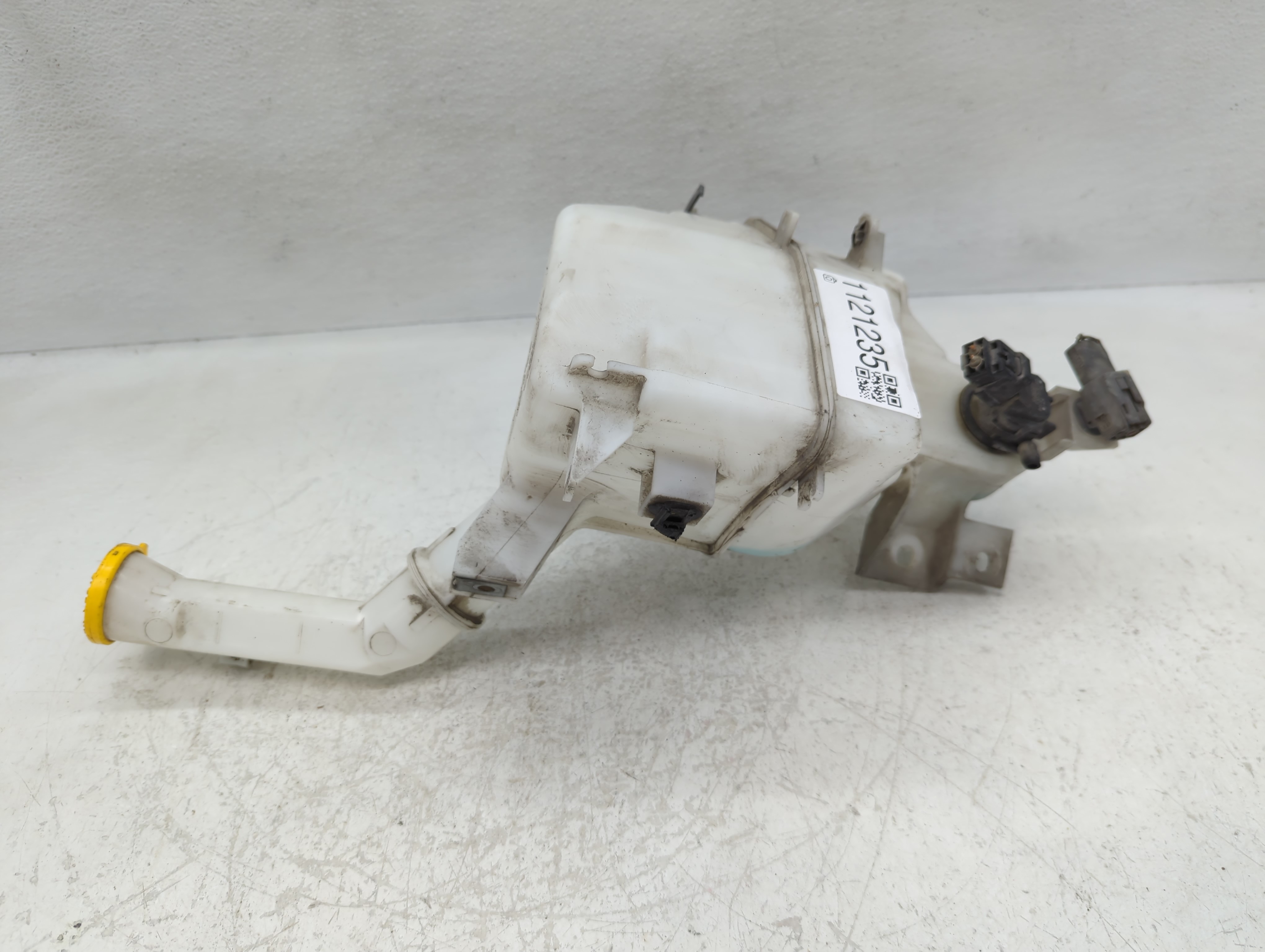 Picture of 2010-2013 Mazda 3 Windshield Washer Fluid Reservoir Bottle Oem 1121235
