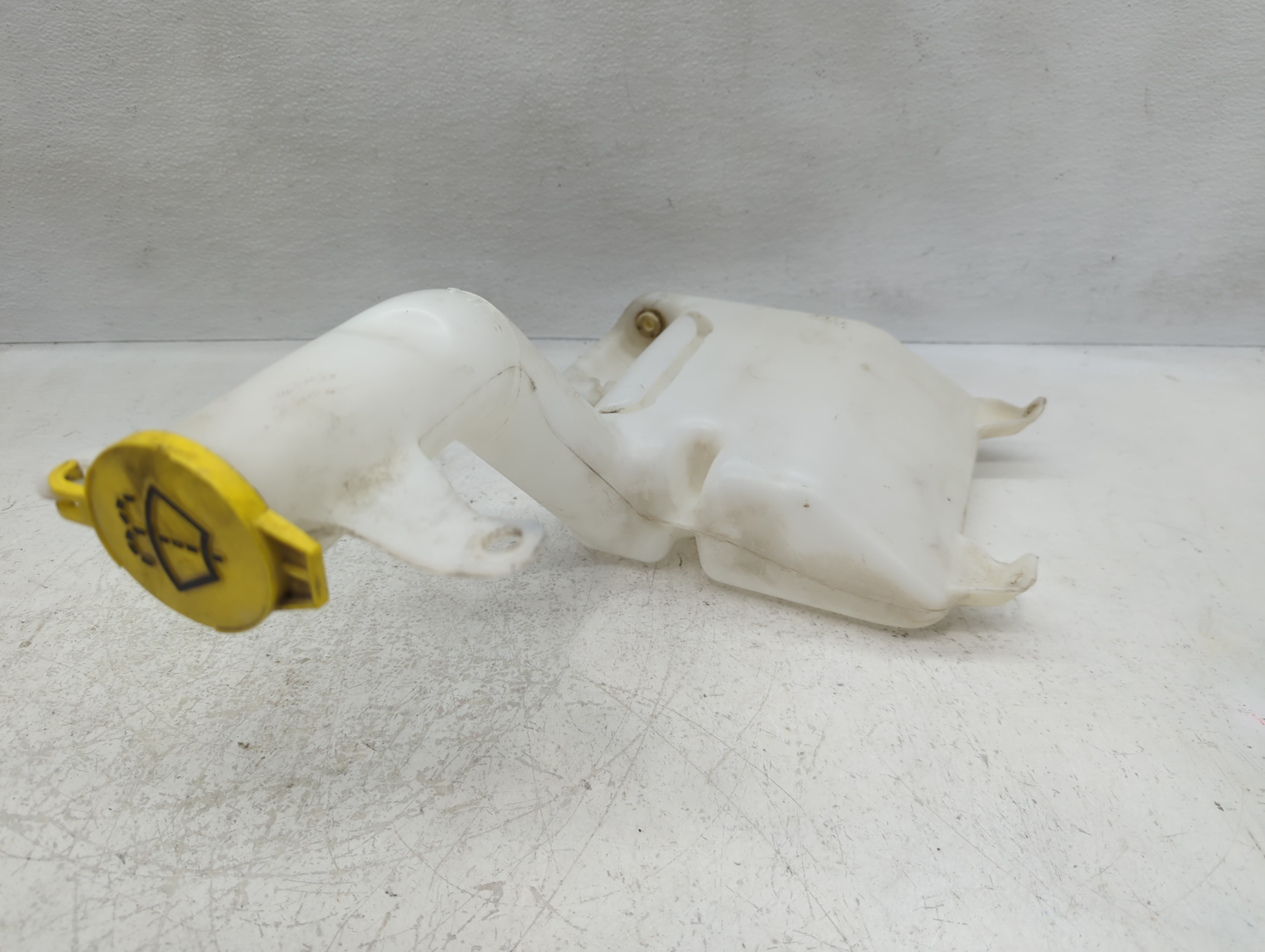 Picture of 2011-2014 Dodge Avenger Windshield Washer Fluid Reservoir Bottle Oem 1121258
