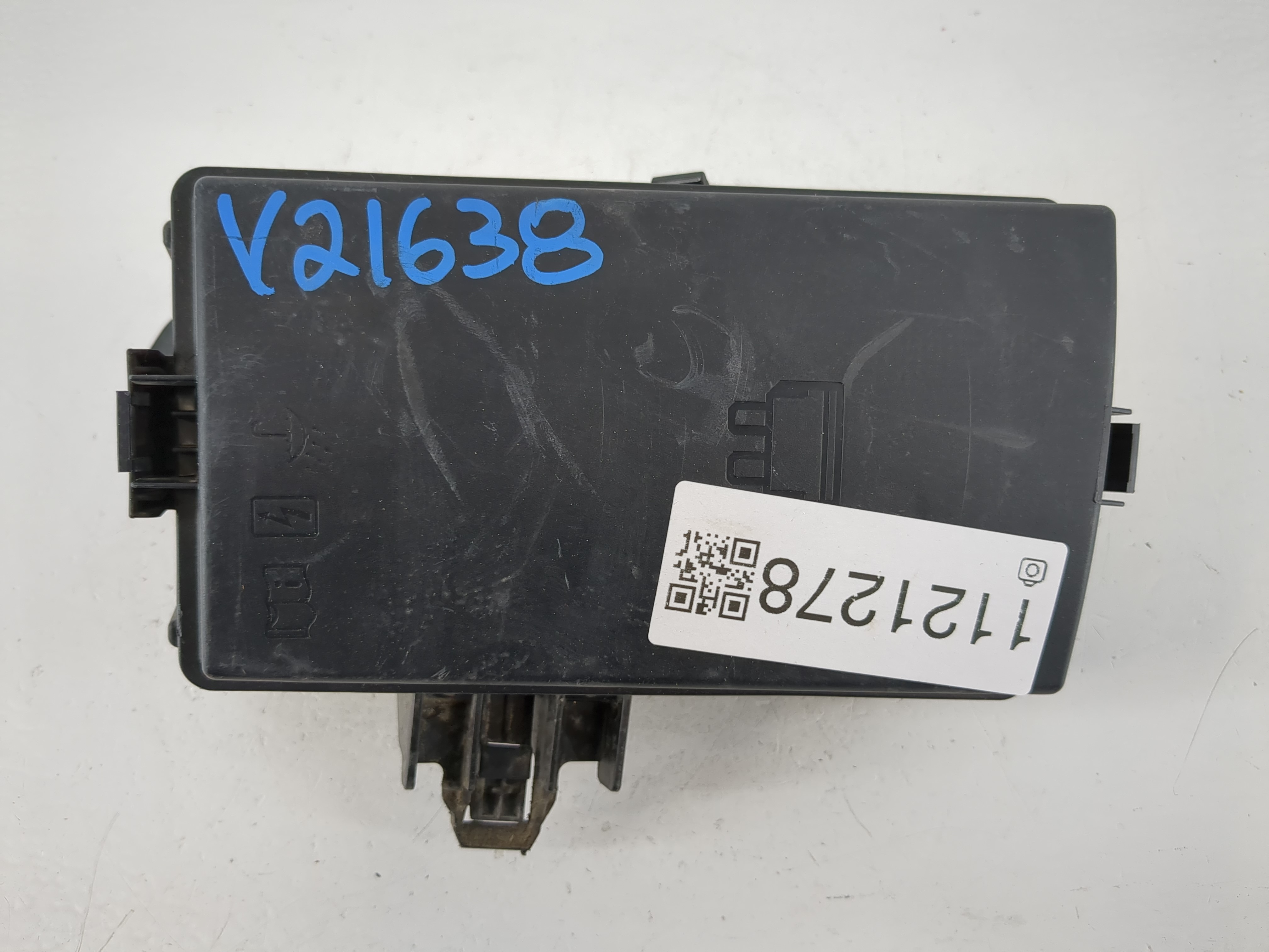 2019-2021 Volkswagen Jetta Fusebox Fuse Box Relay Module Tab 016 331 Ah 1121278 - Oemusedautoparts1.com