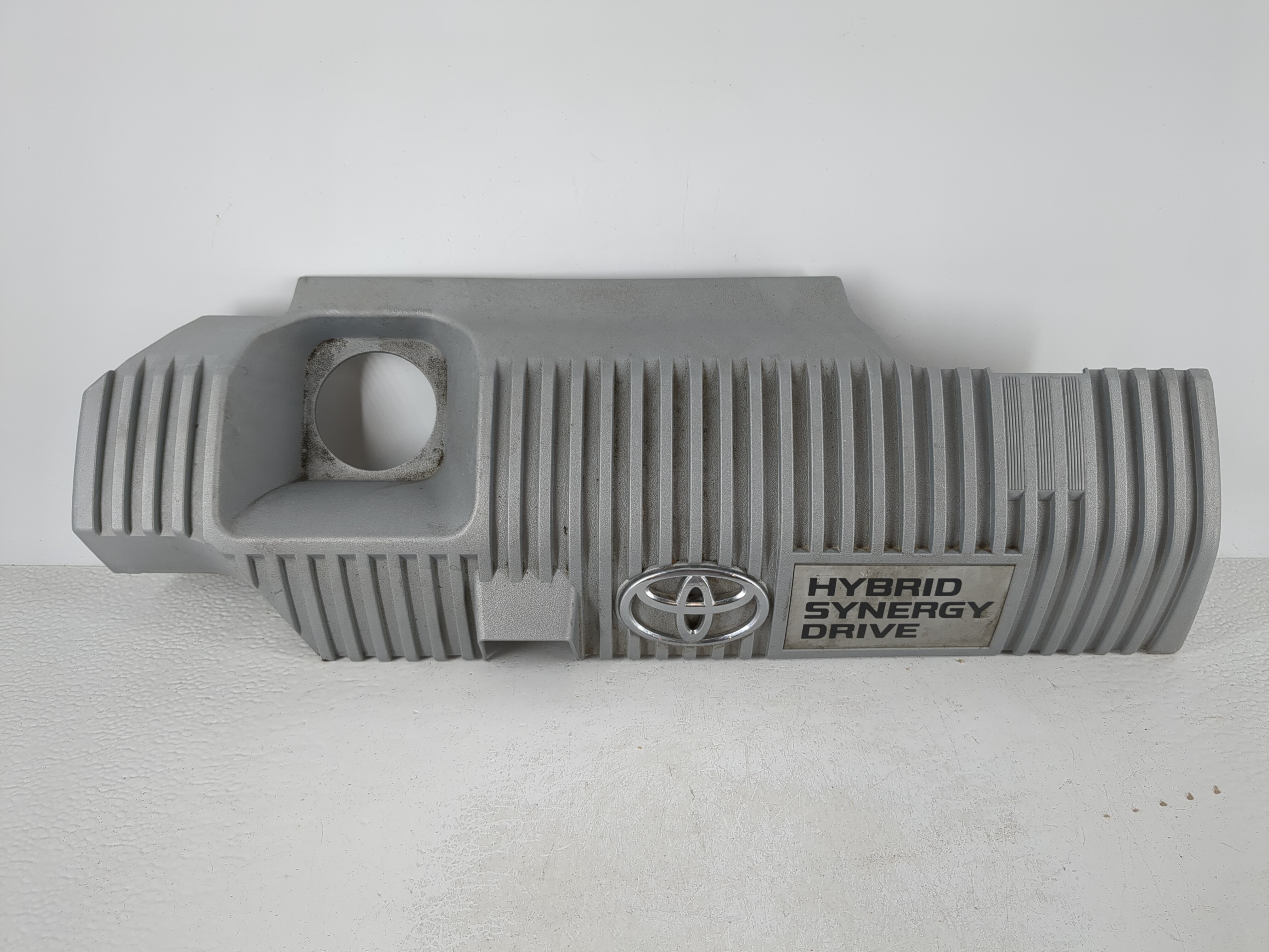 2015 Toyota Prius Engine Cover 1121293 - Oemusedautoparts1.com