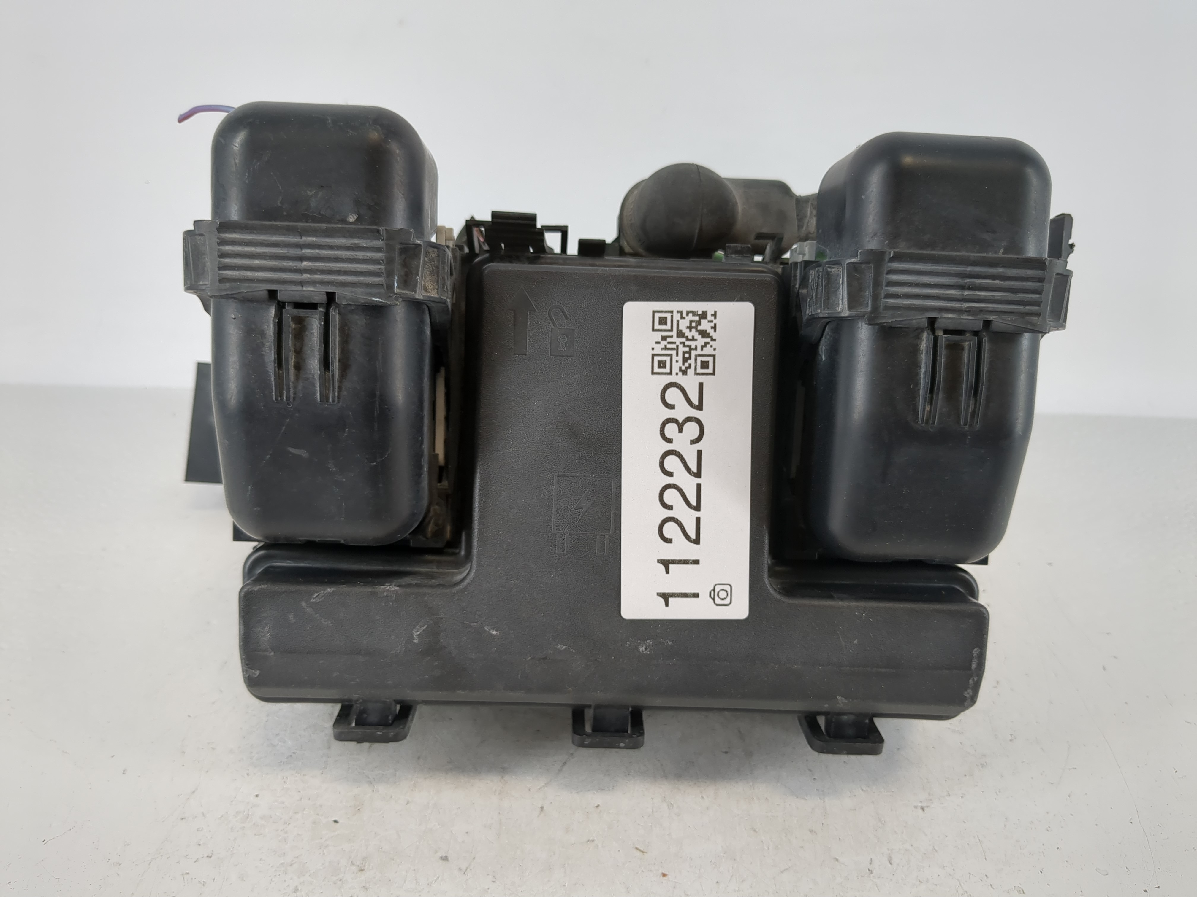 2013-2014 Ford Fusion Fusebox Fuse Box Relay Module Dg9t14a075aa 1122232 - Oemusedautoparts1.com