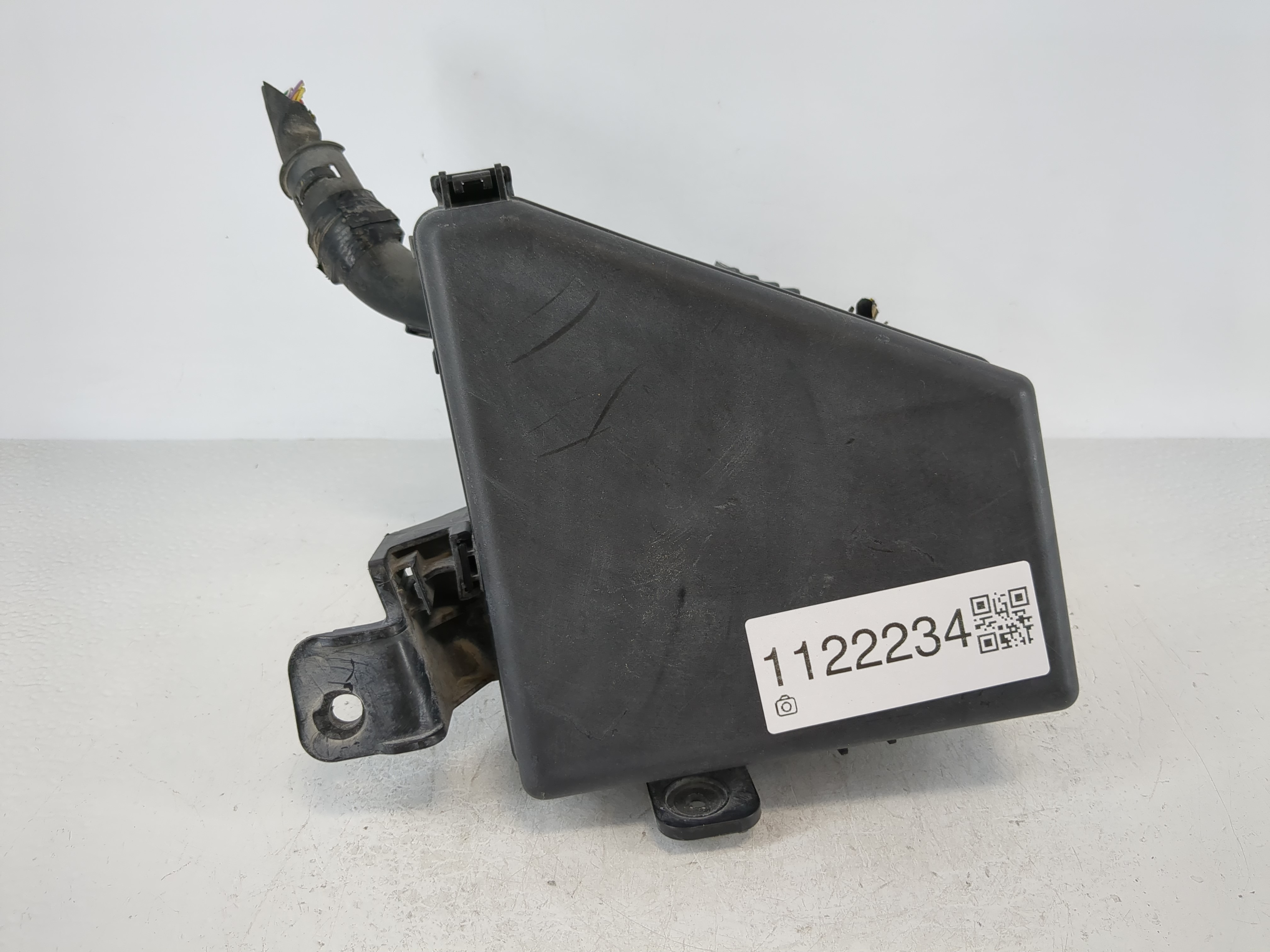 Picture of 2017-2022 Subaru Impreza Fusebox Fuse Box Relay Module Mb504101b 1122234