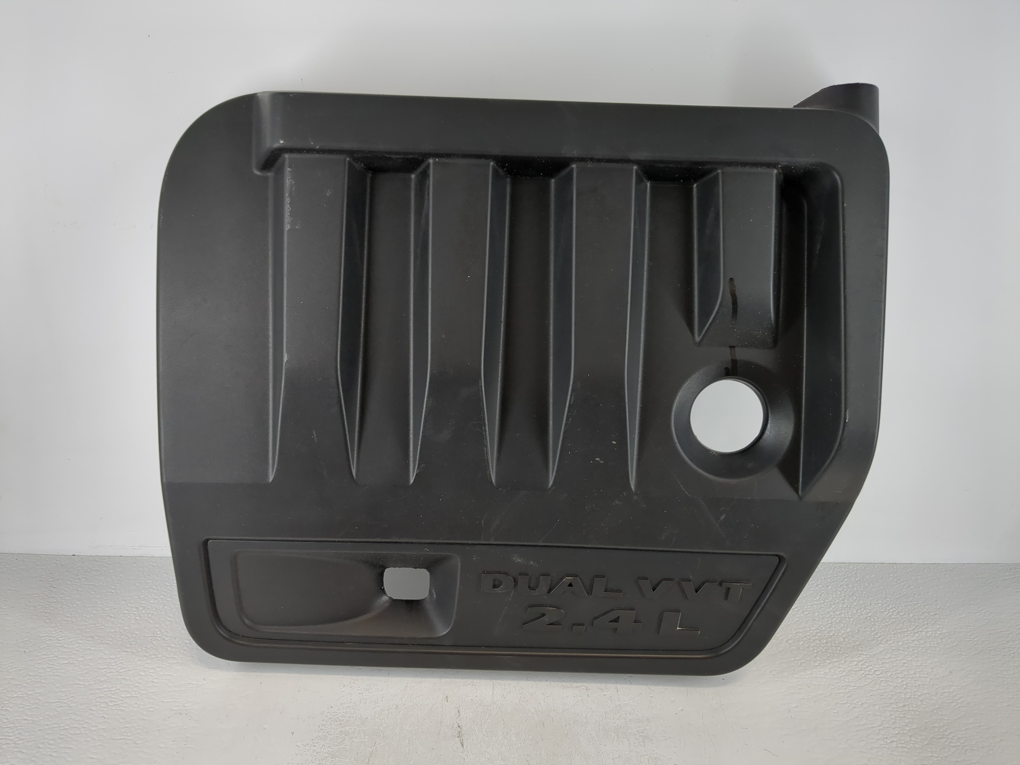 2013 Jeep Patriot Engine Cover 1122250 - Oemusedautoparts1.com