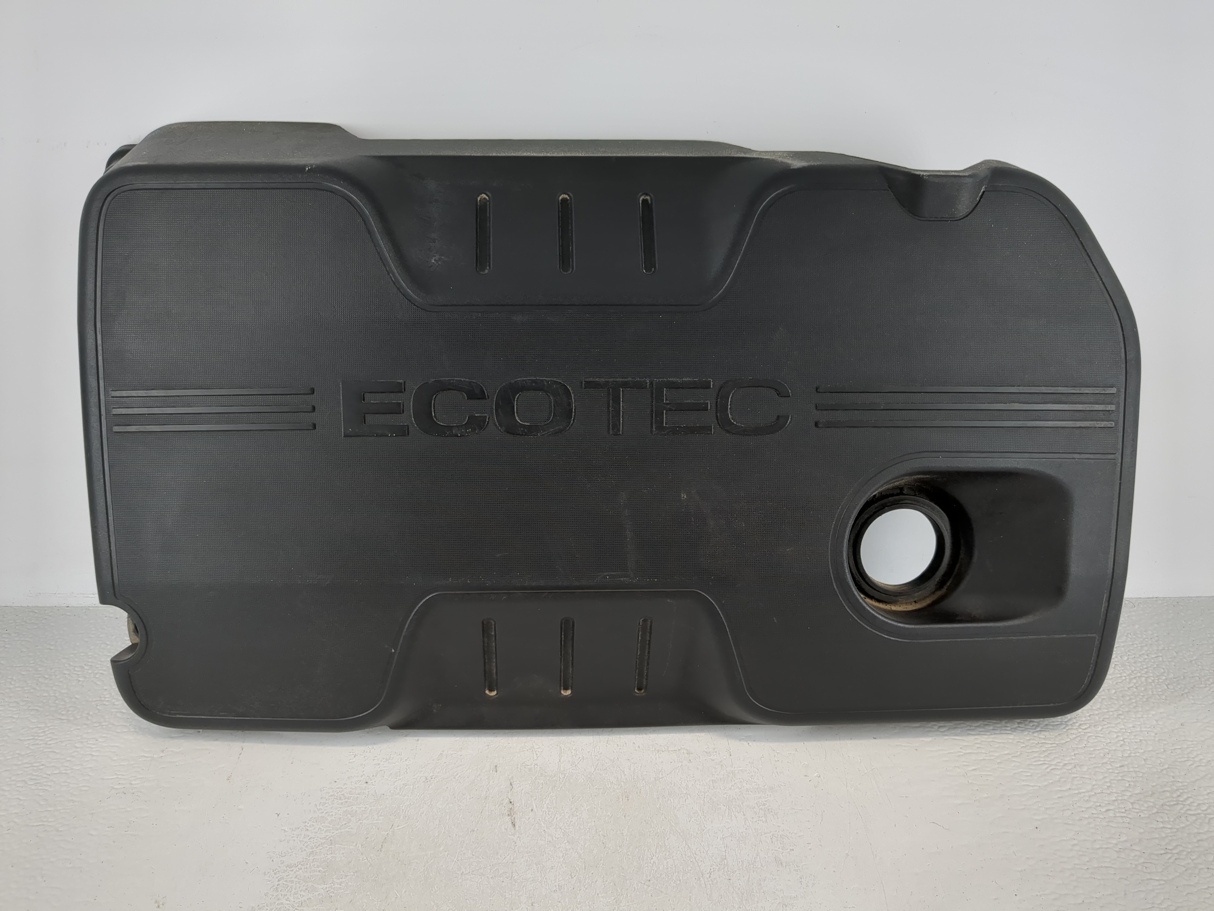 2014 Buick Lacrosse Engine Cover 1122256 - Oemusedautoparts1.com