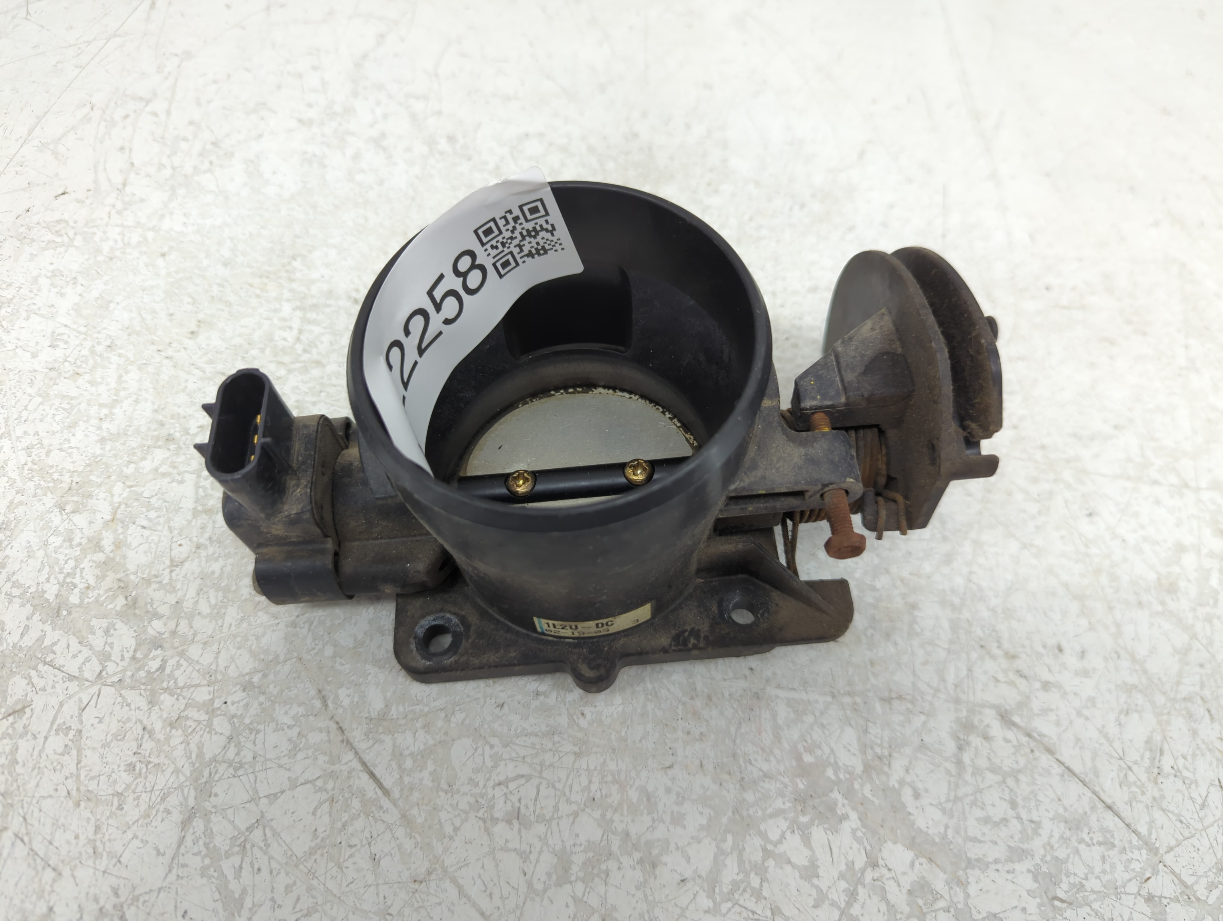Picture of 2002-2003 Ford Explorer Throttle Body 1122258