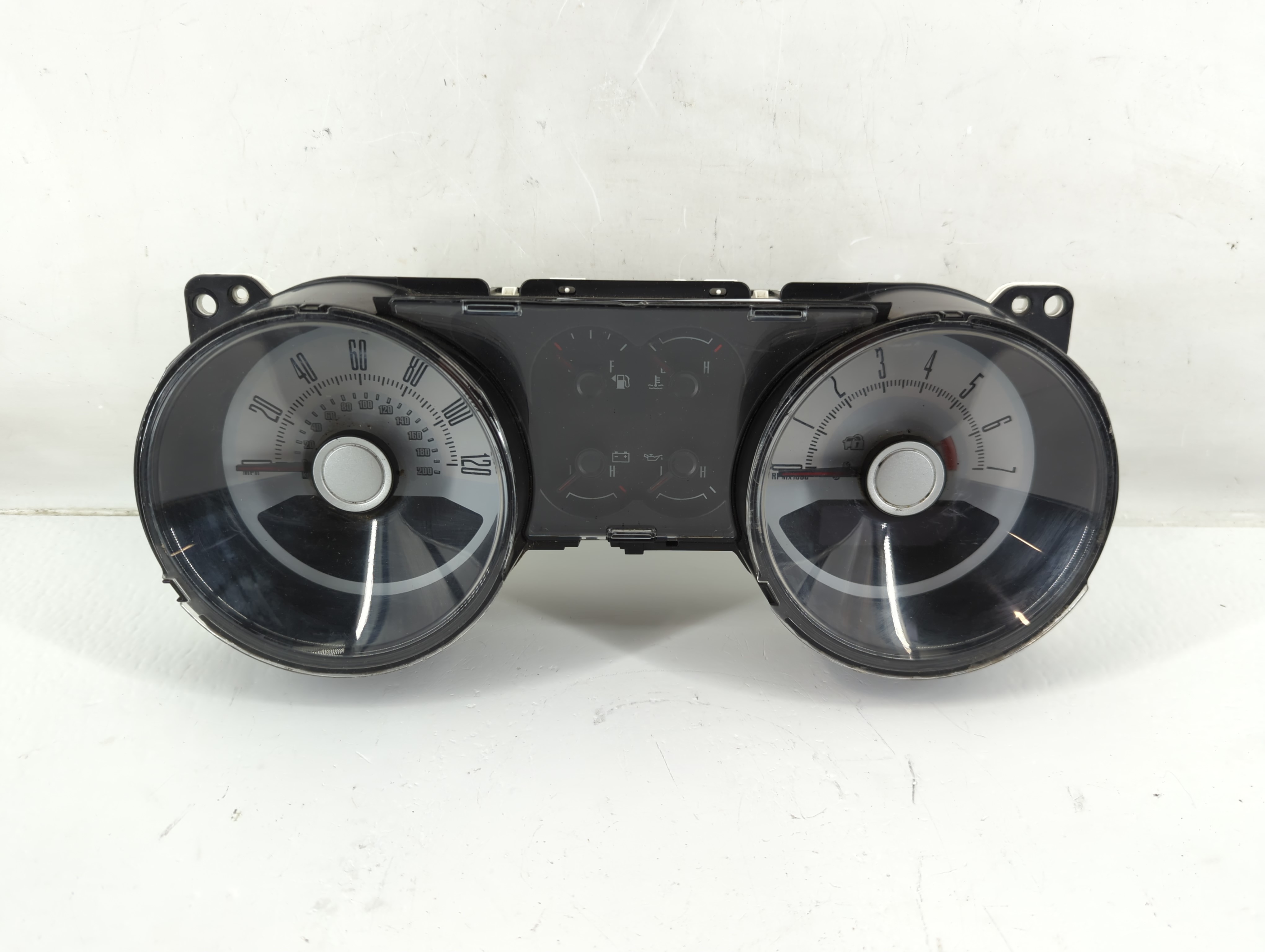 2010-2010 Ford Mustang Speedometer Instrument Cluster Gauges Ar33-10890 1122259 - Oemusedautoparts1.com