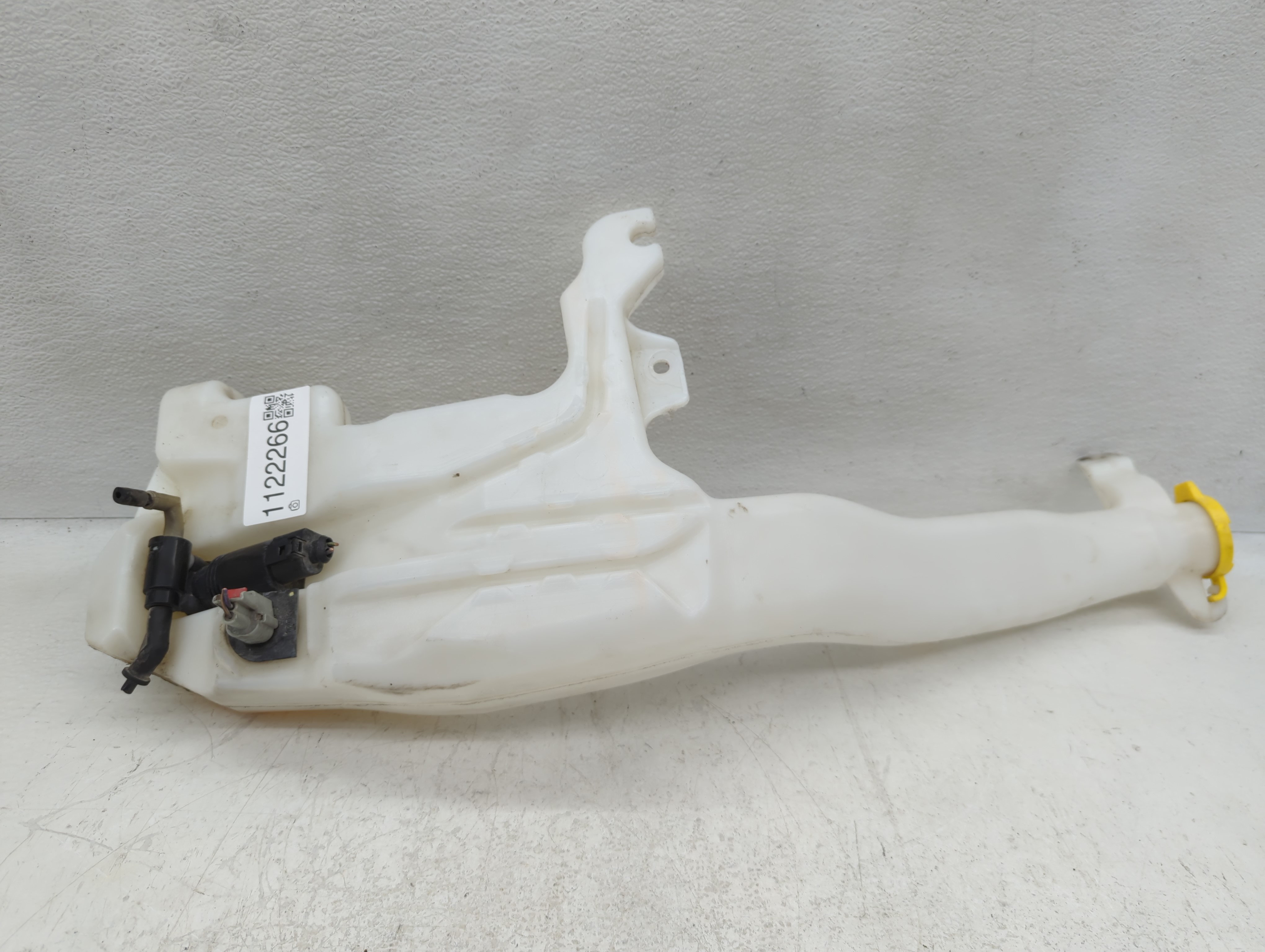 Picture of 2011-2022 Dodge Durango Windshield Washer Fluid Reservoir Bottle Oem 1122266