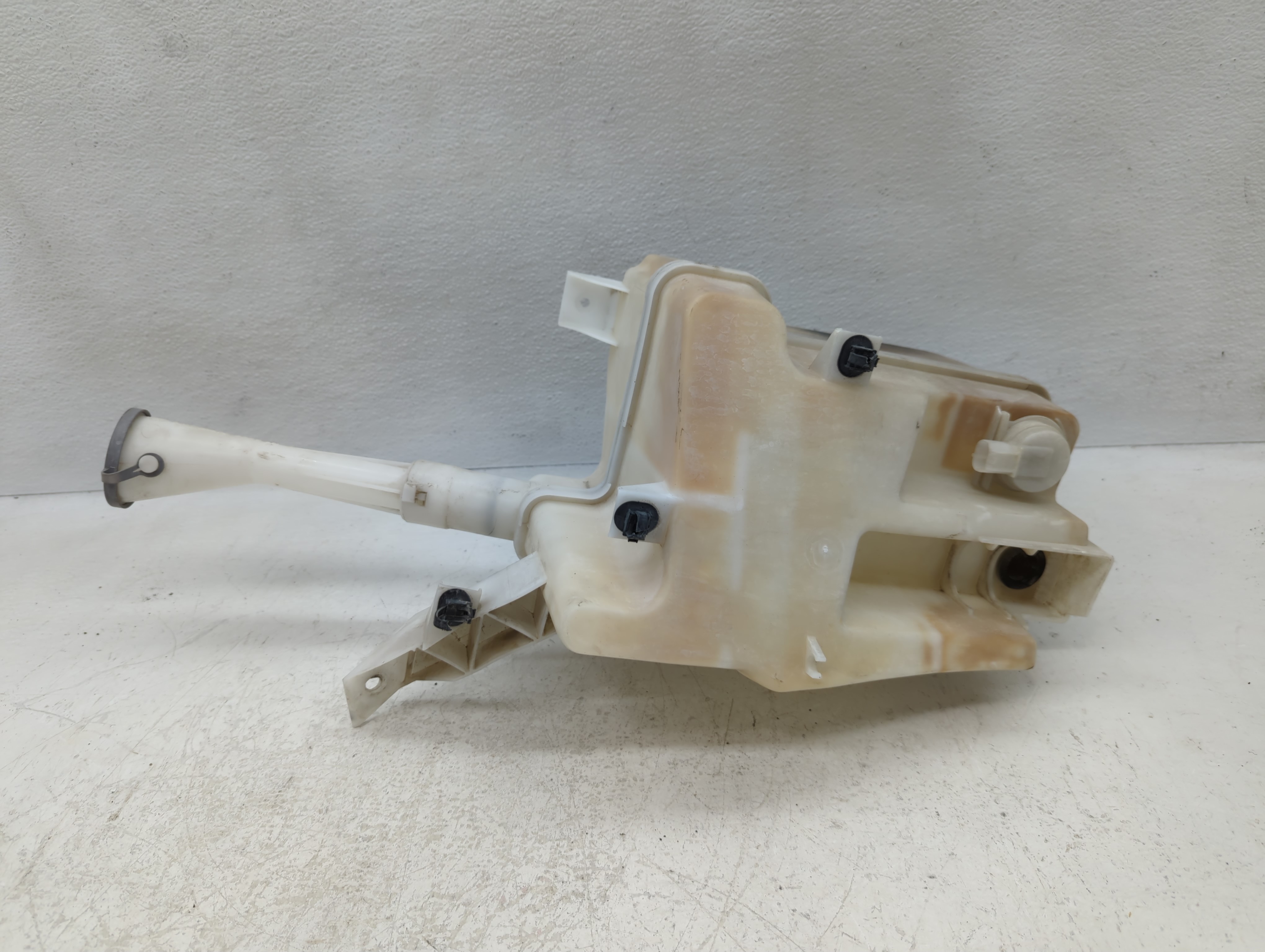 2007-2013 Nissan Altima Windshield Washer Fluid Reservoir Bottle Oem 1122270 - Oemusedautoparts1.com