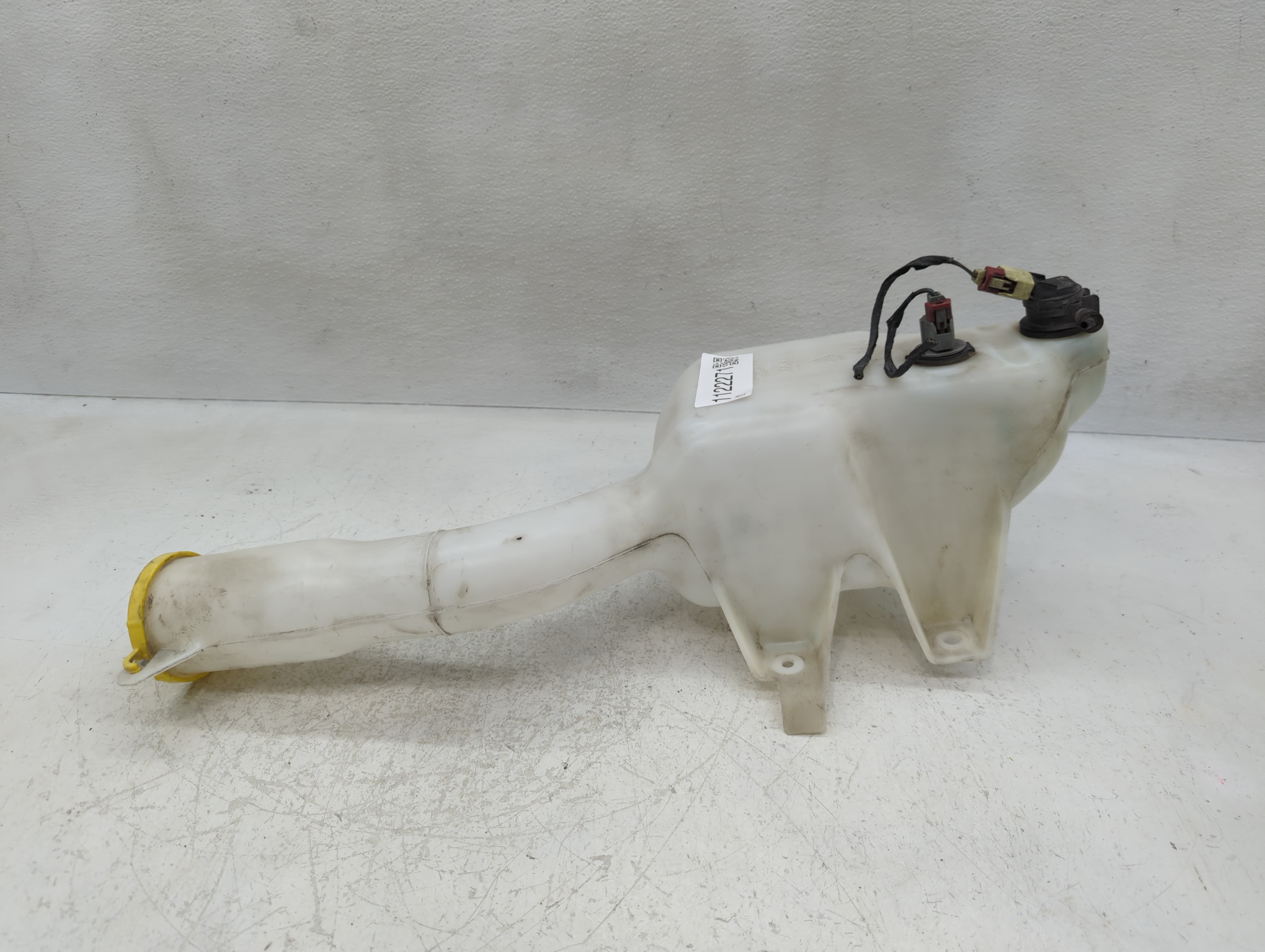 Picture of 2006-2010 Dodge Charger Windshield Washer Fluid Reservoir Bottle Oem 1122271
