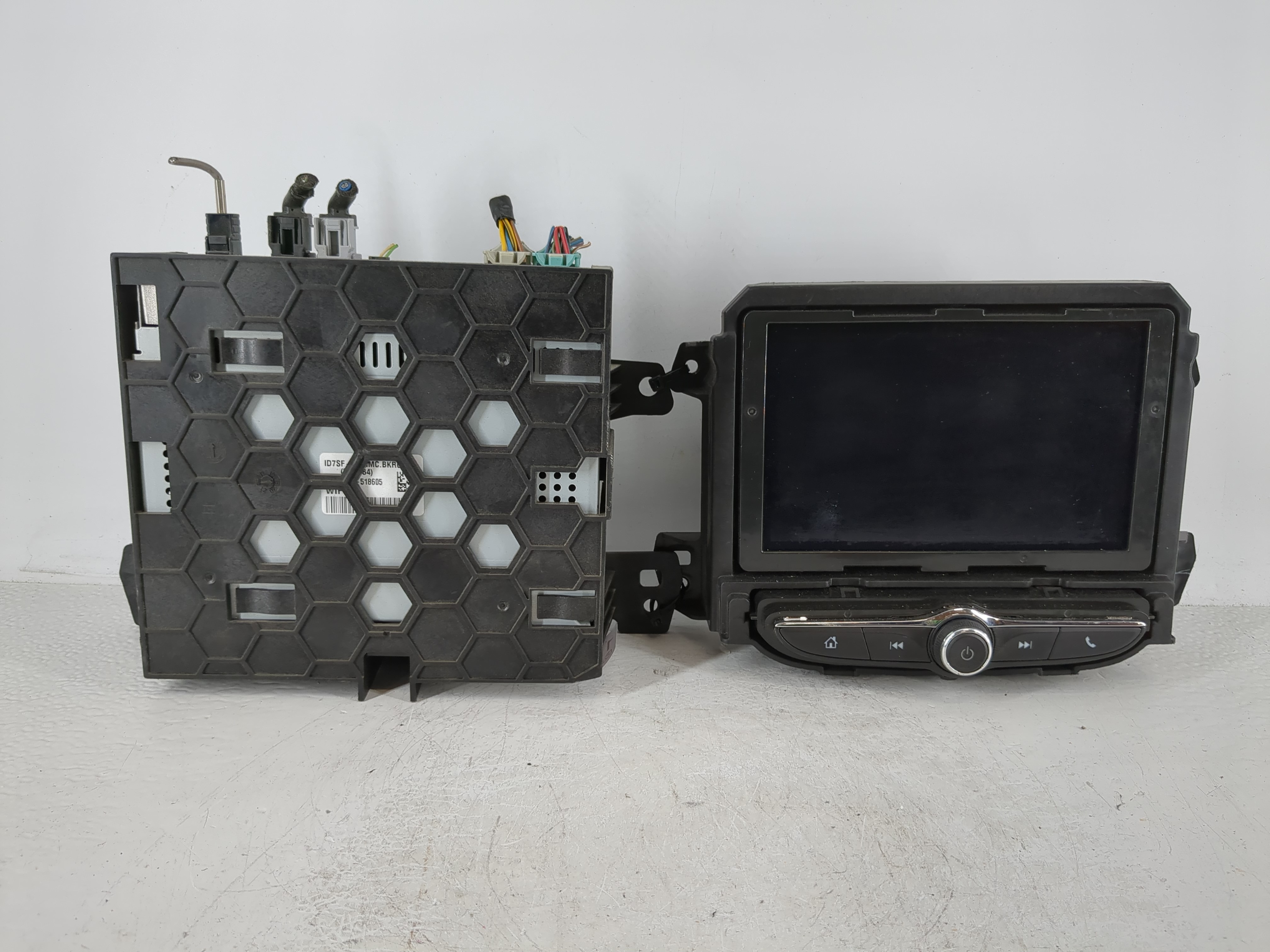 Picture of 2020-2022 Chevrolet Spark Am Fm Cd Player Radio Receiver 1122651