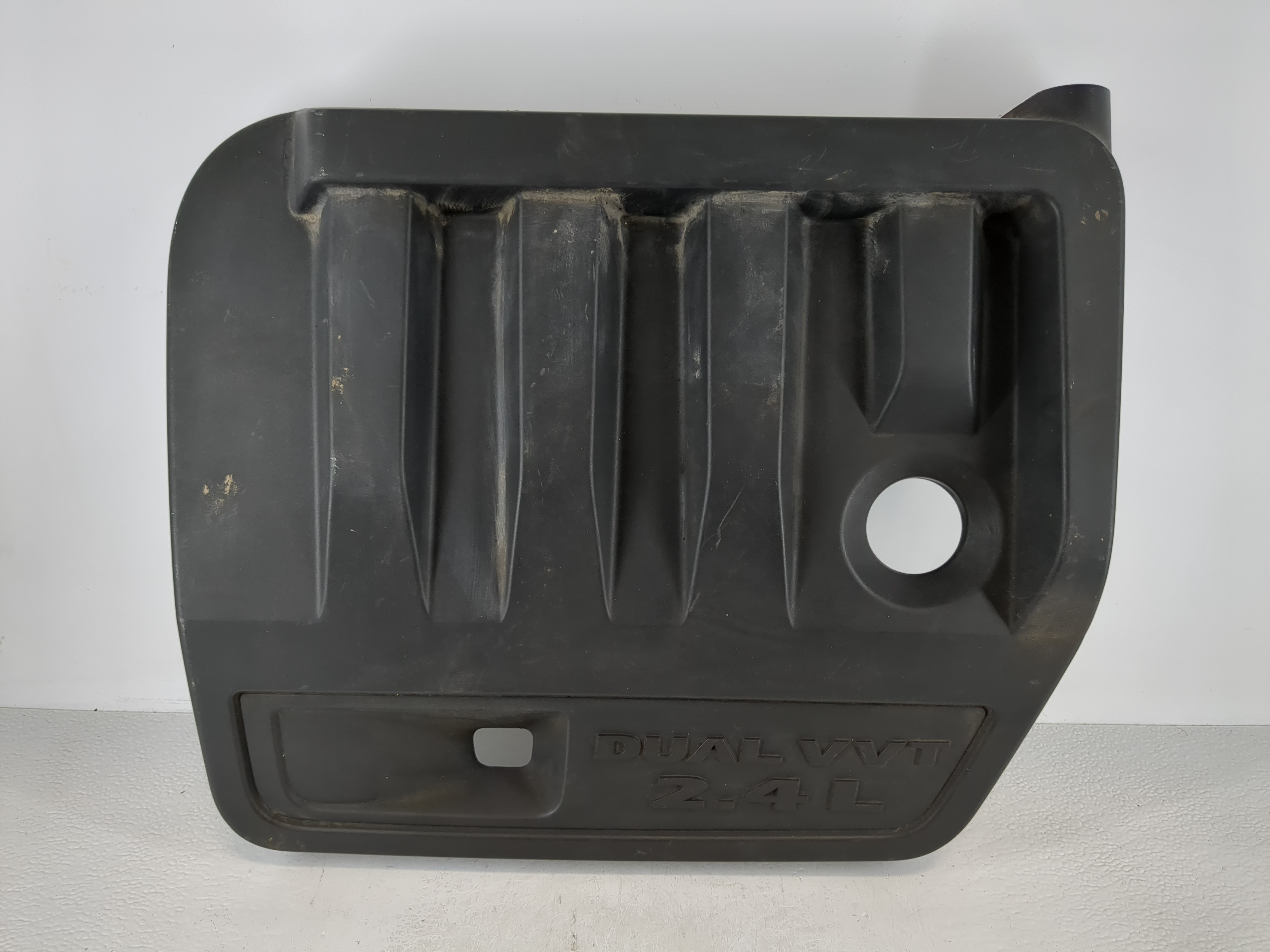 2007 Chrysler Sebring Engine Cover 1122659 - Oemusedautoparts1.com