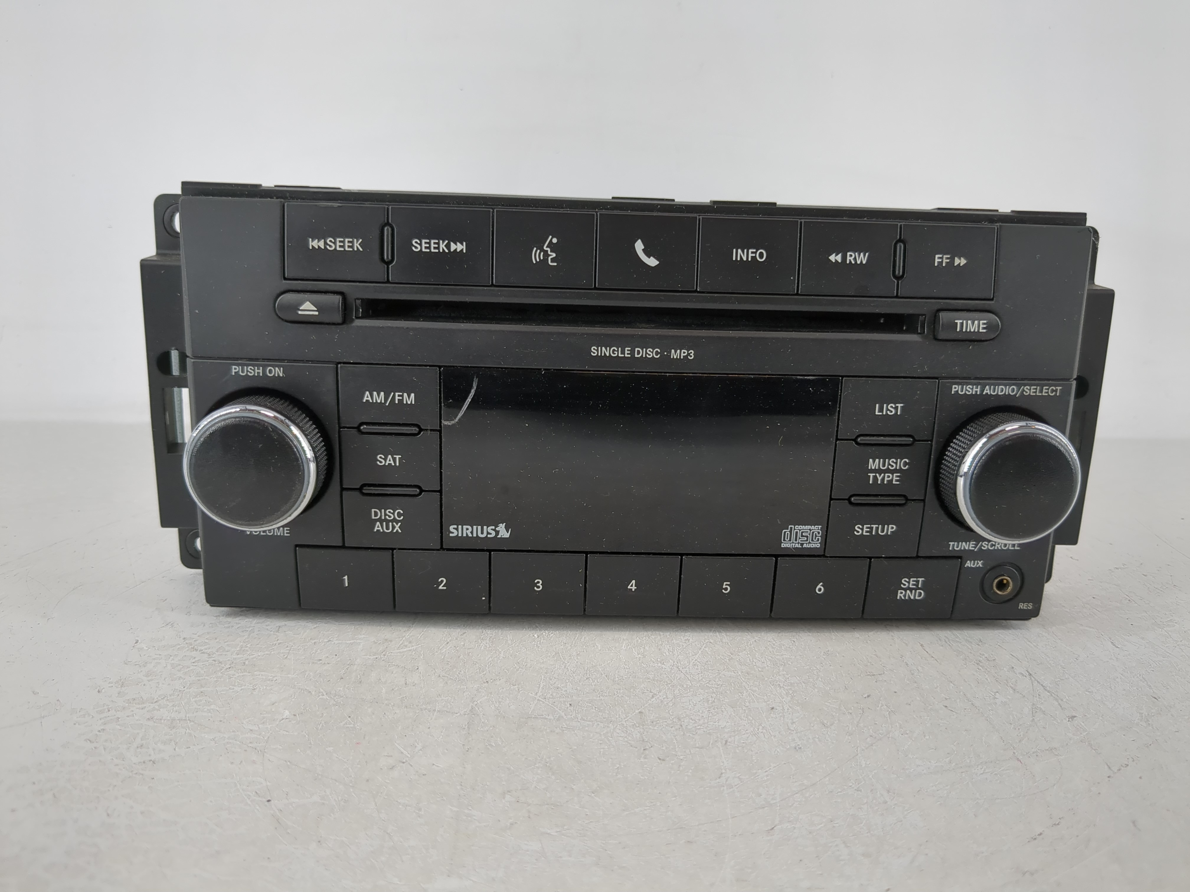 Picture of Dodge Caravan Am Fm Cd Player Radio Receiver 1122668