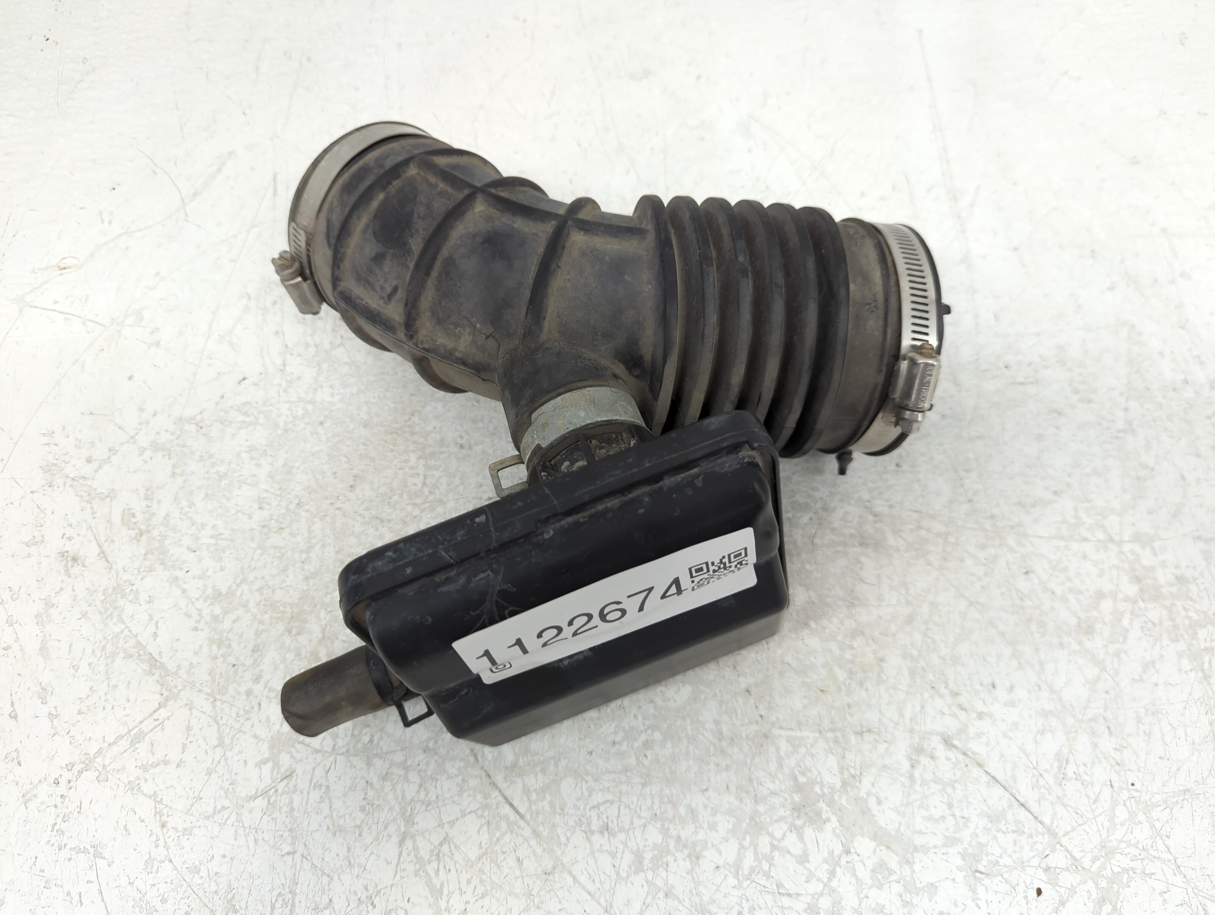 Picture of 2007-2013 Nissan Altima Air Cleaner Intake-duct Hose Tube 1122674
