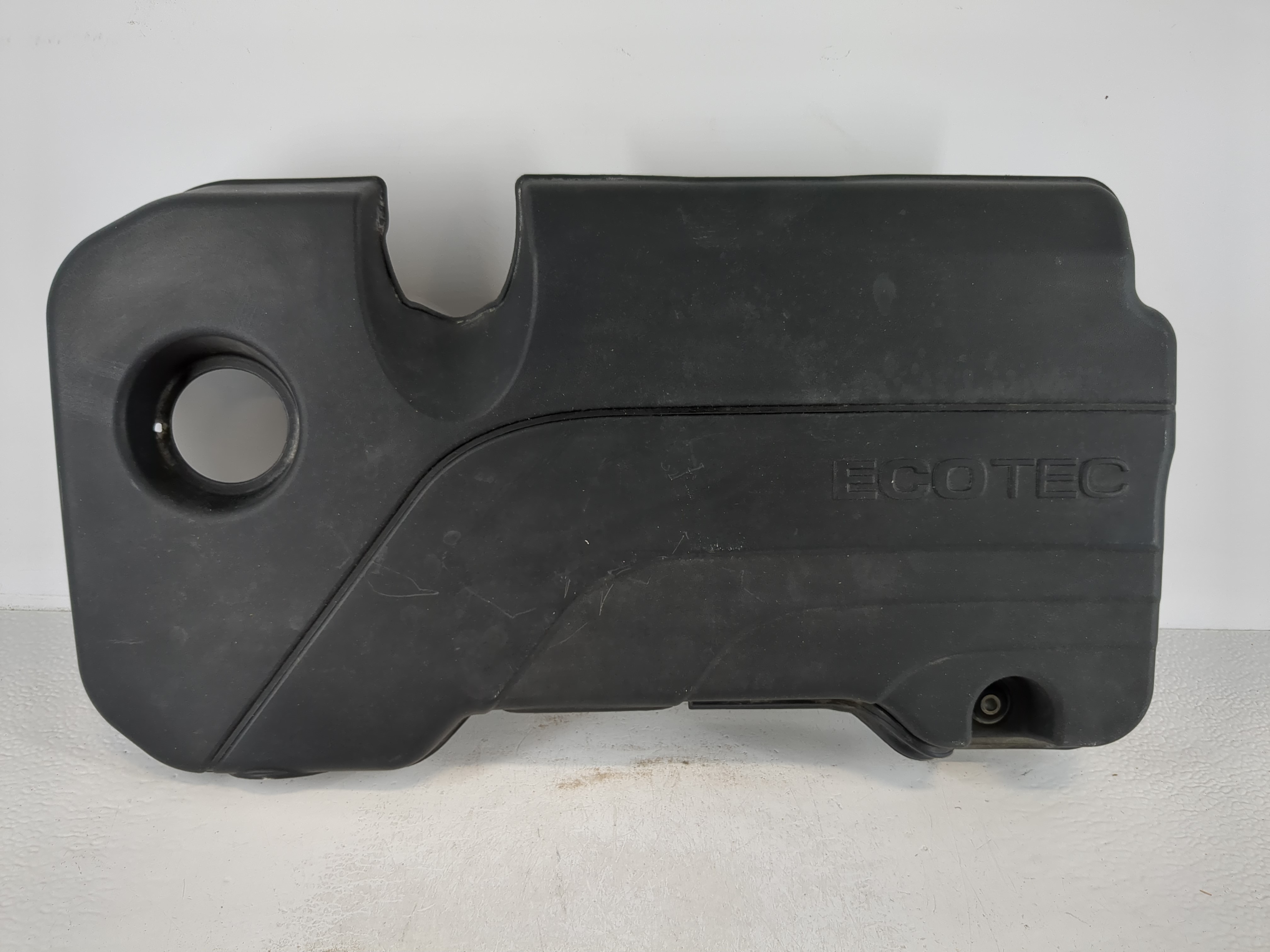 2018 Chevrolet Cruze Engine Cover 1122684 - Oemusedautoparts1.com